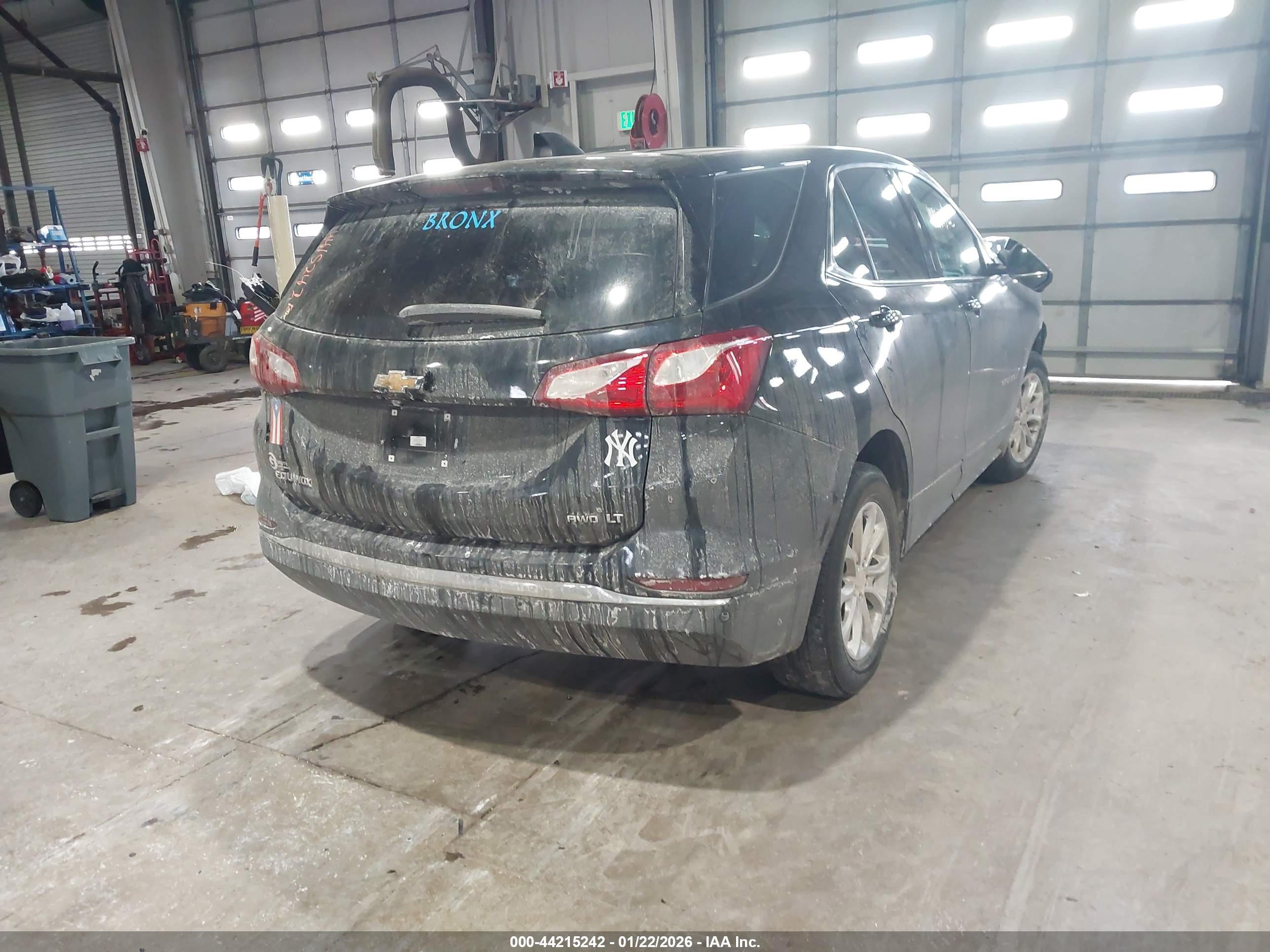 CHEVROLET EQUINOX image 4