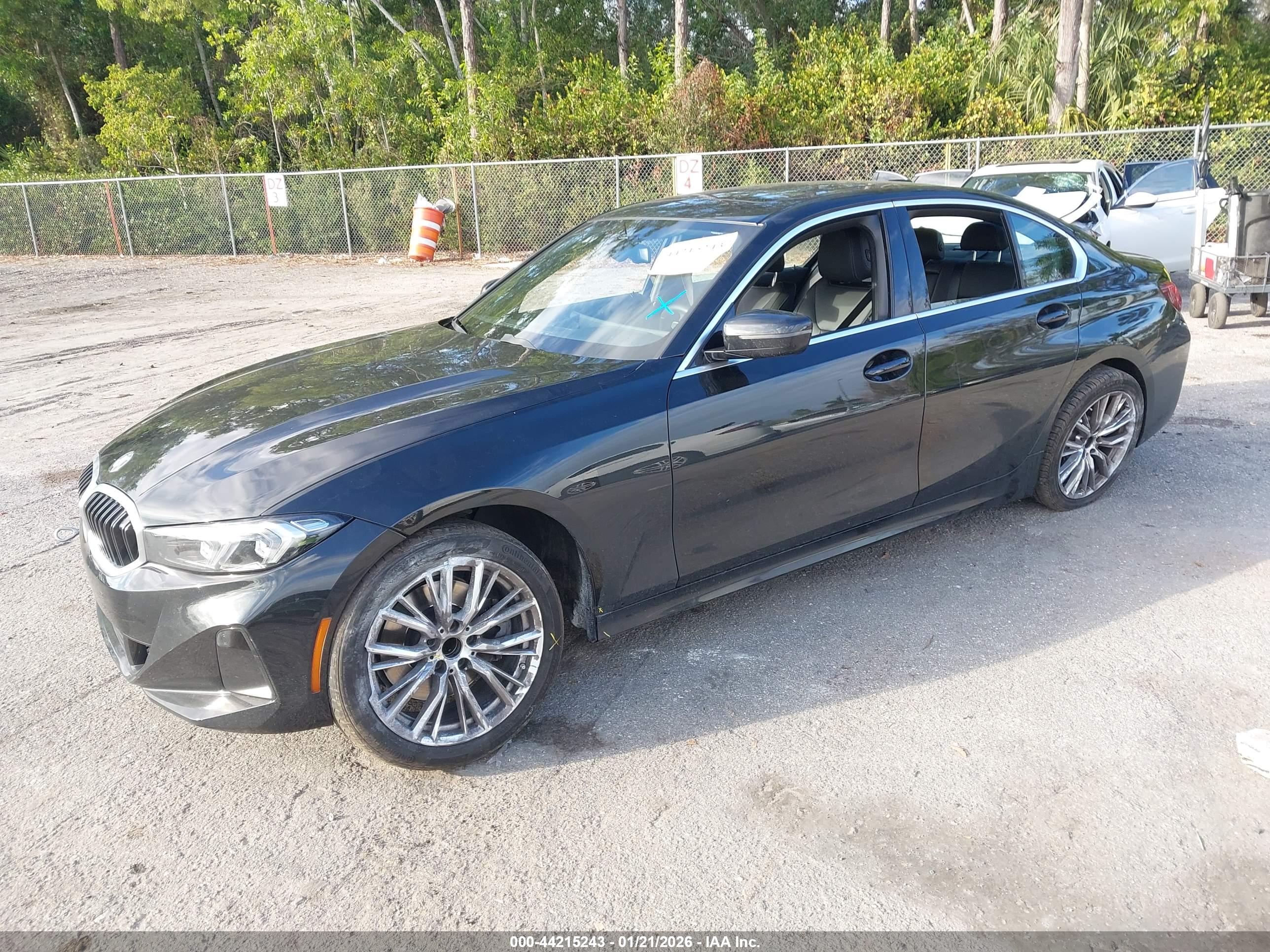 BMW 330I image 2