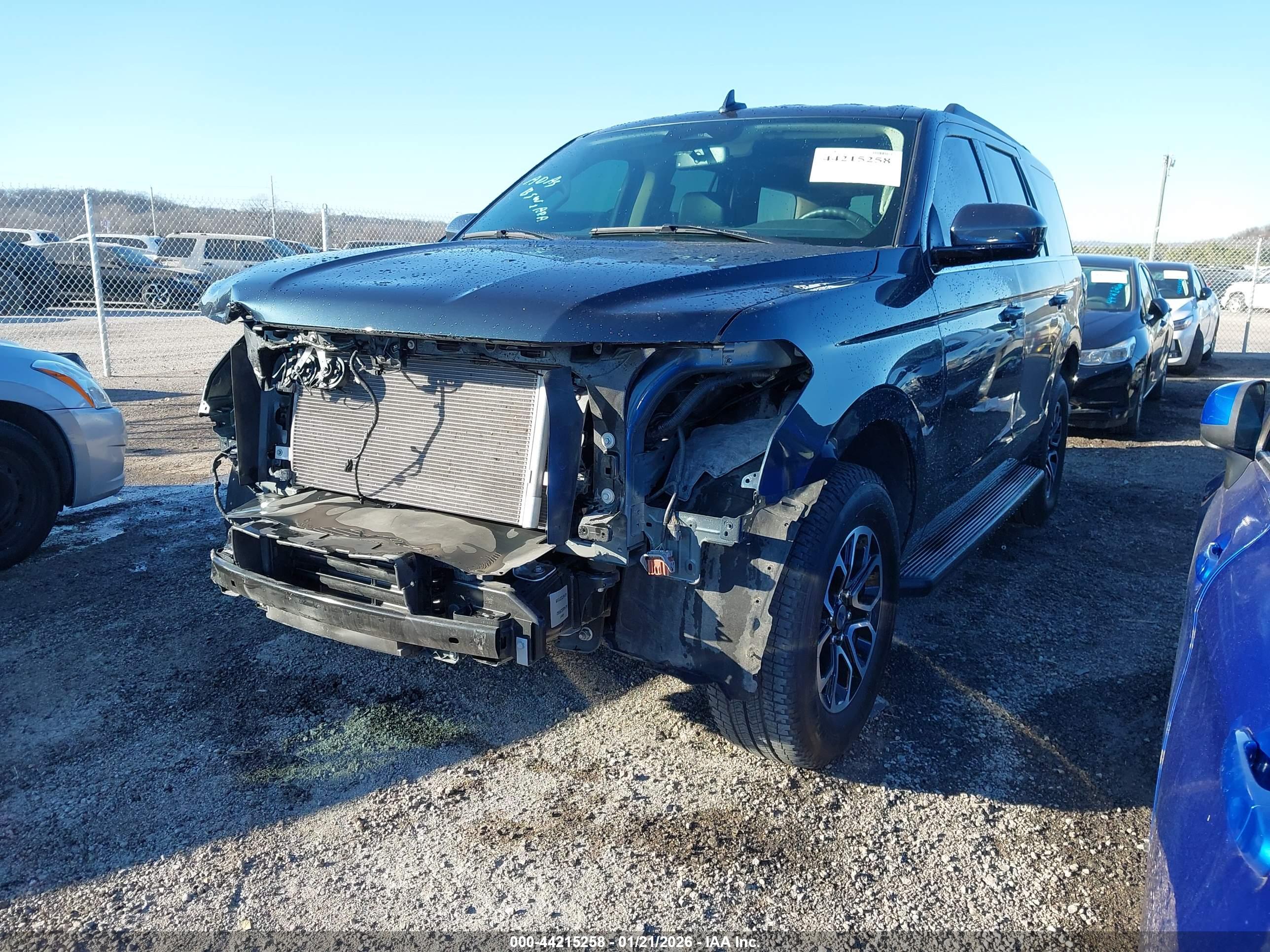 FORD EXPEDITION image 2