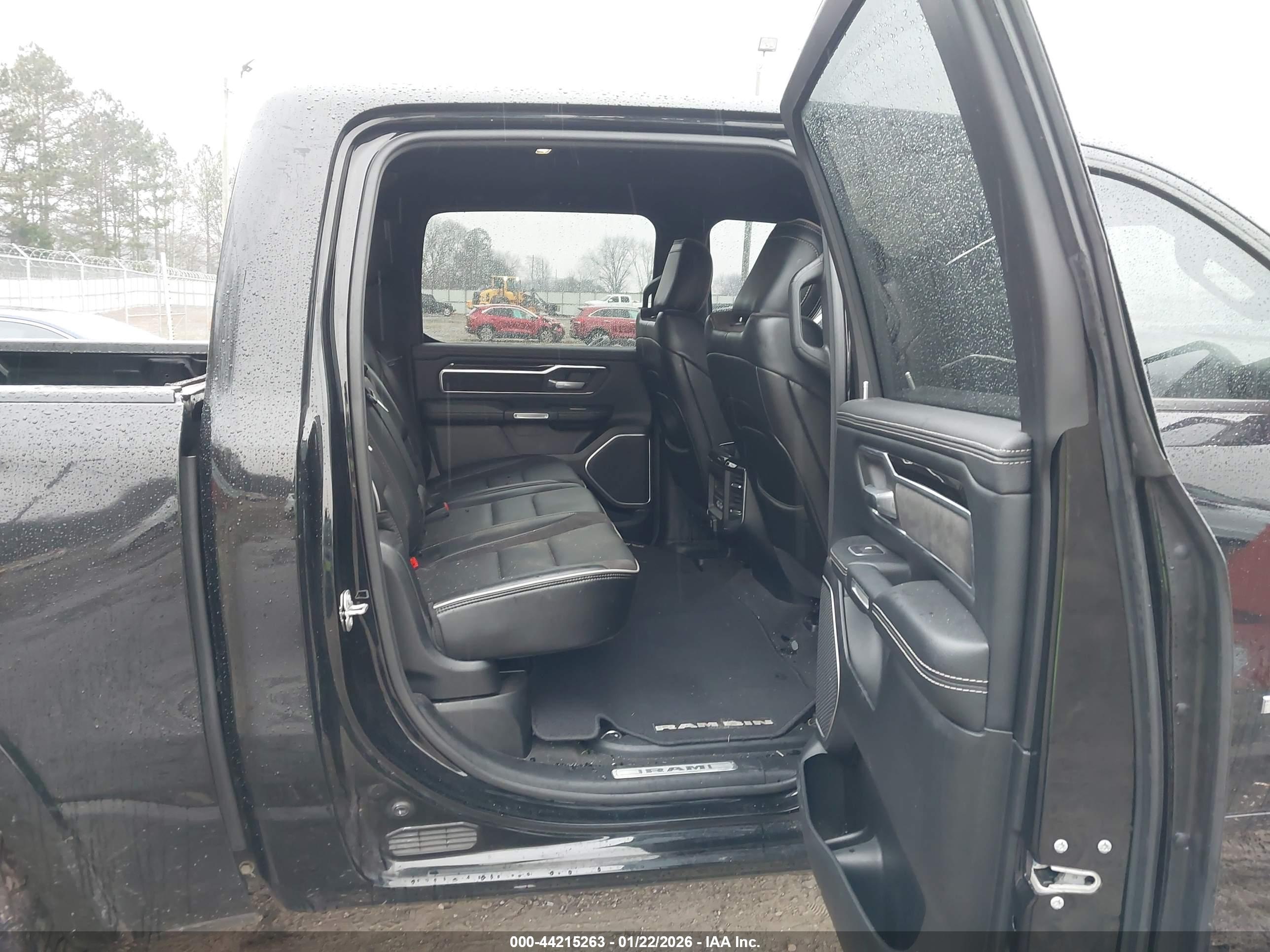 RAM 1500 image 8