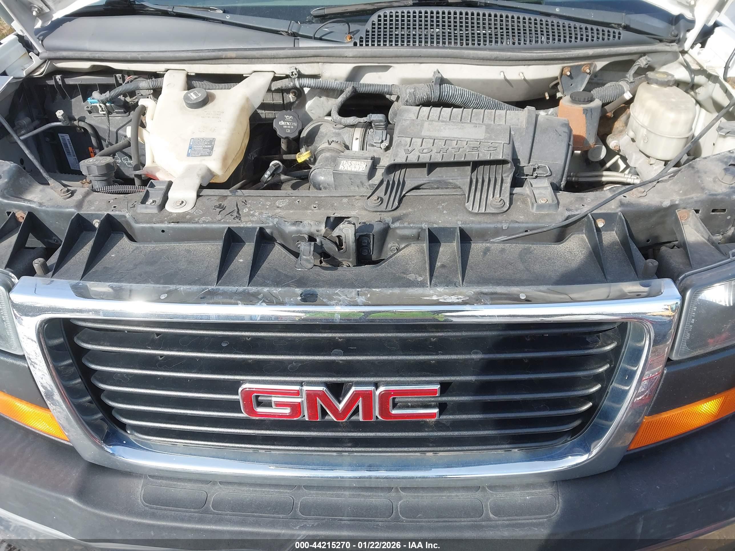 GMC SAVANA image 10