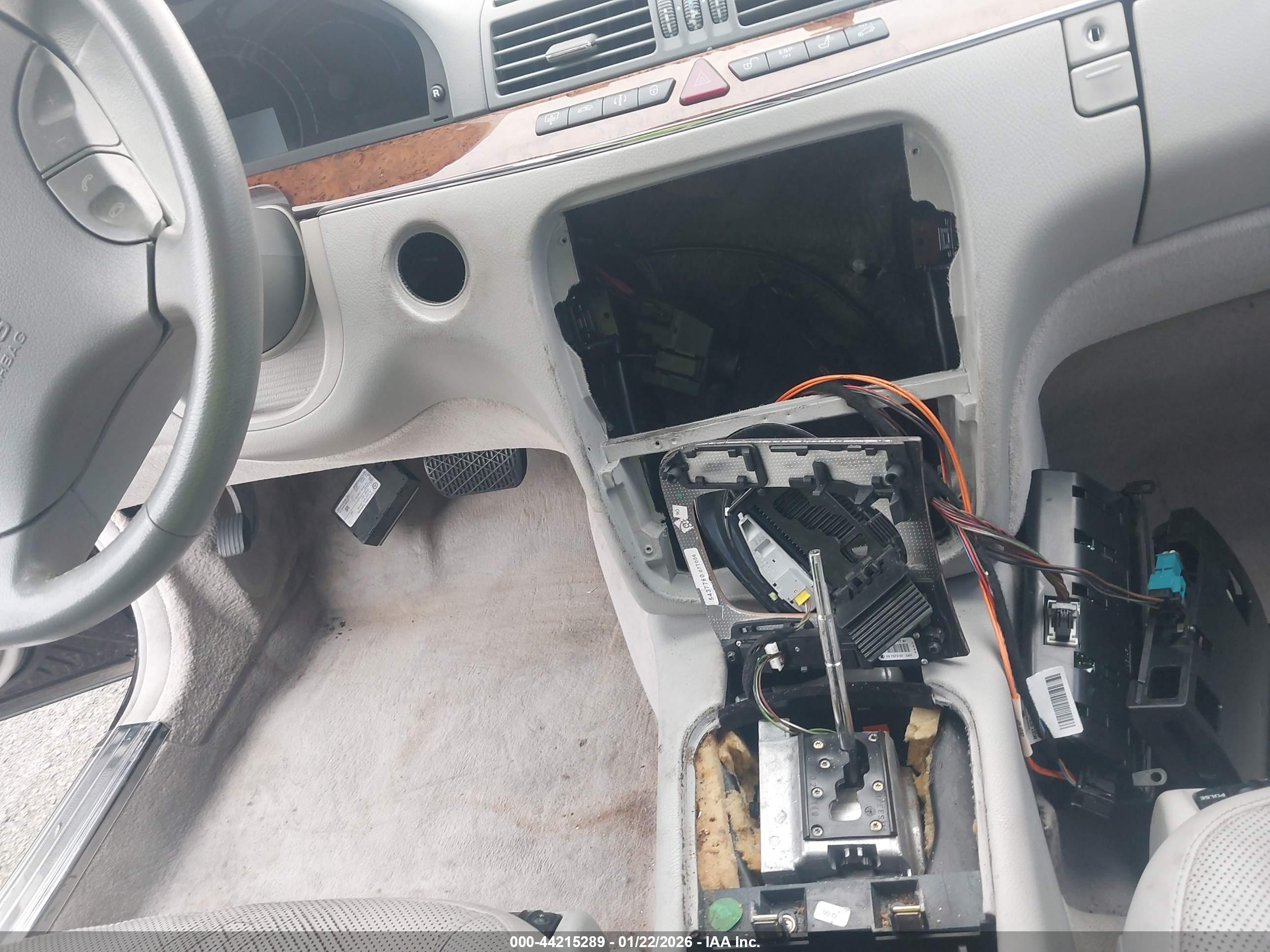 MERCEDES-BENZ S image 6