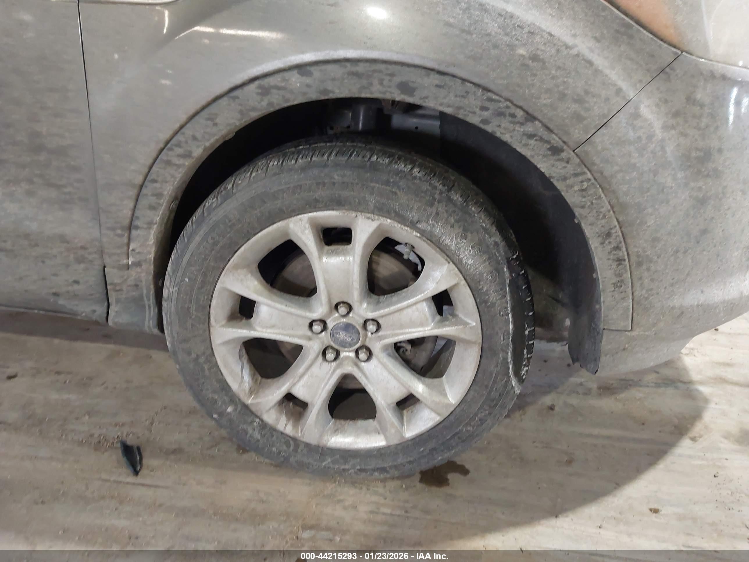 FORD ESCAPE image 6