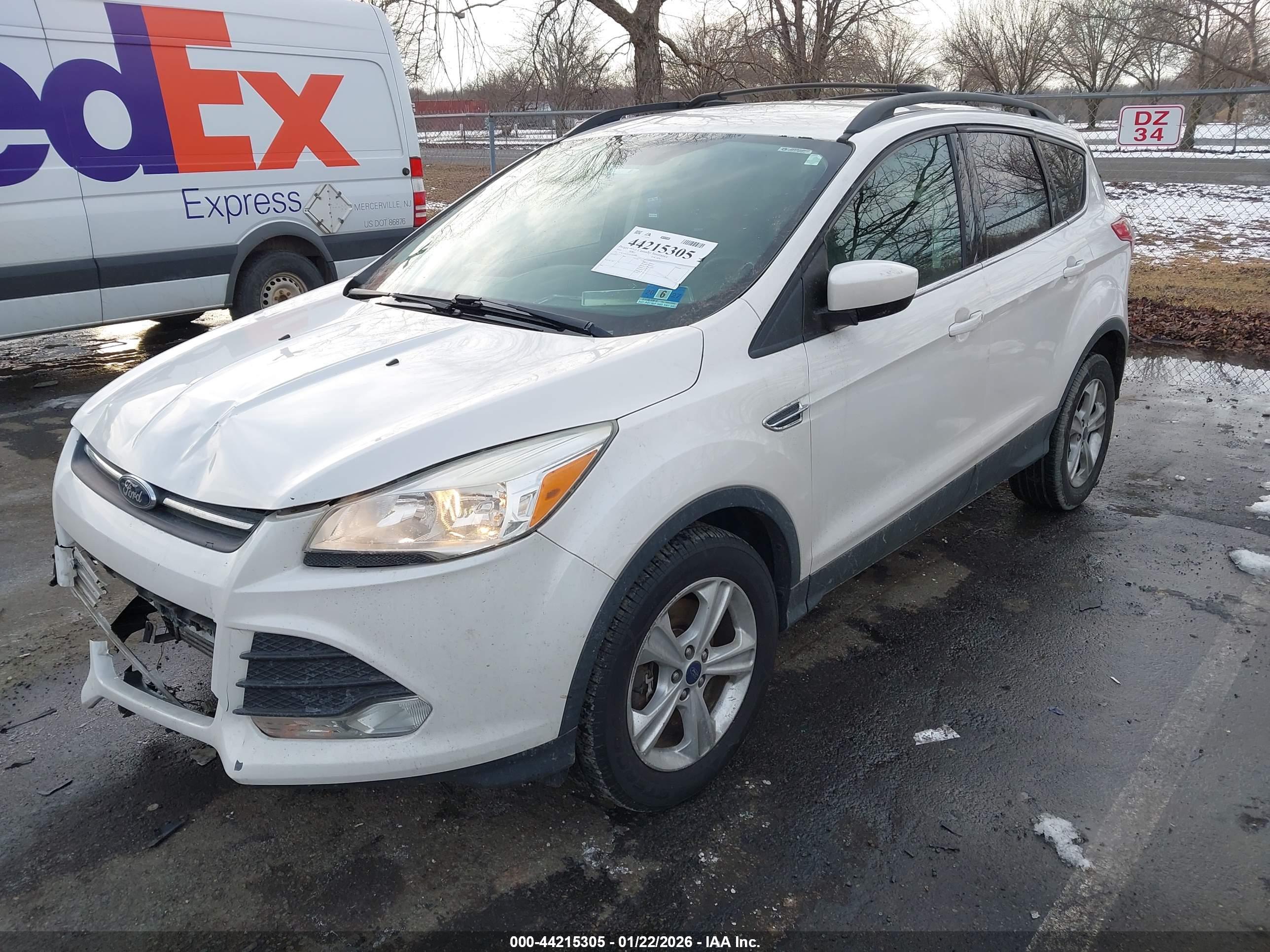 FORD ESCAPE image 2