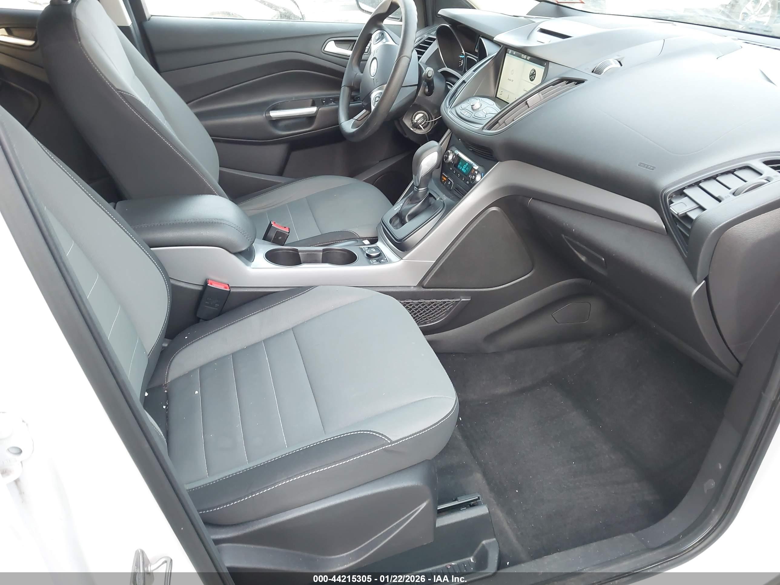 FORD ESCAPE image 5