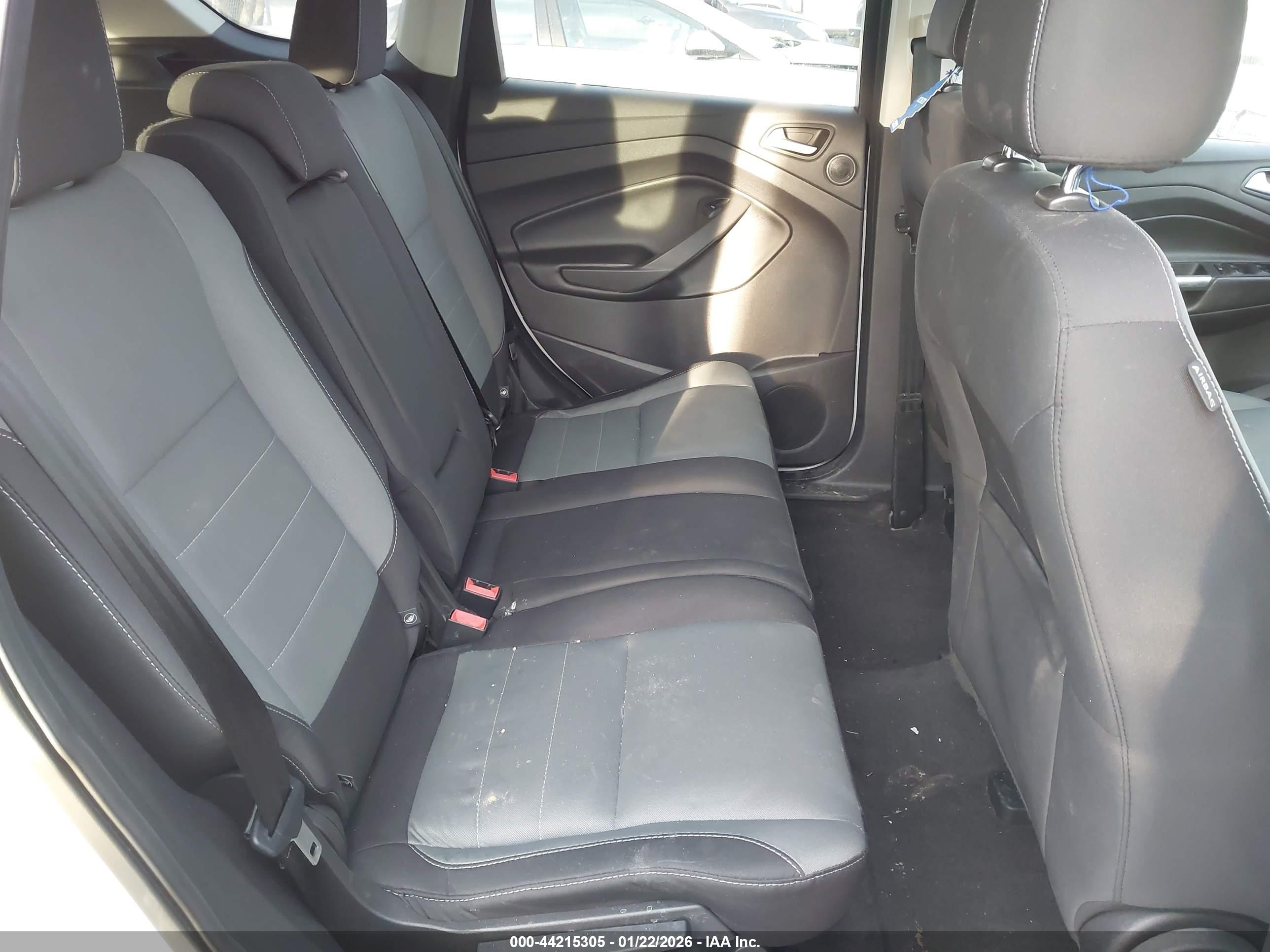 FORD ESCAPE image 8