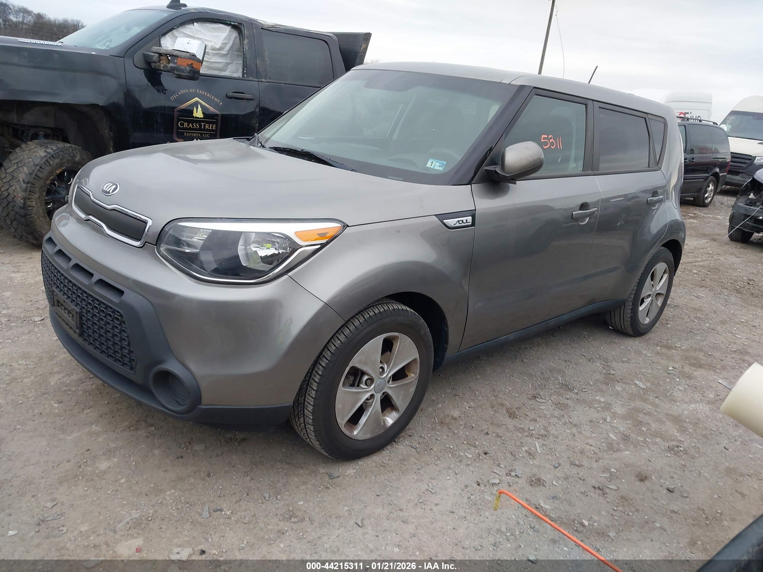 KIA SOUL image 2