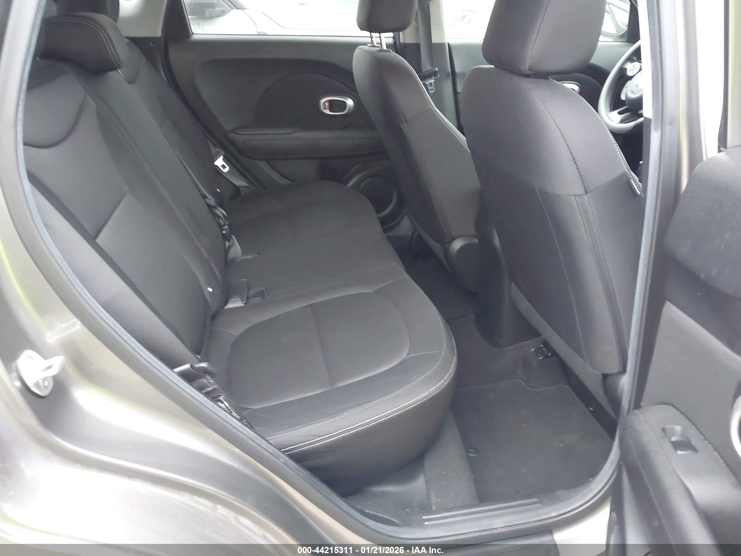 KIA SOUL image 8
