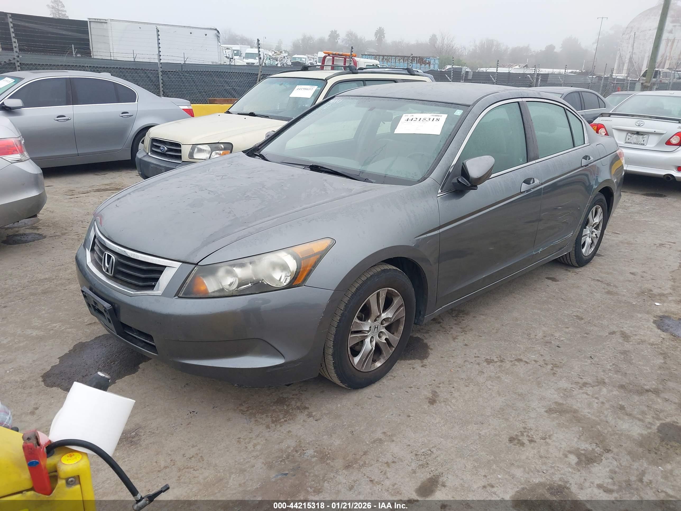 HONDA ACCORD image 2