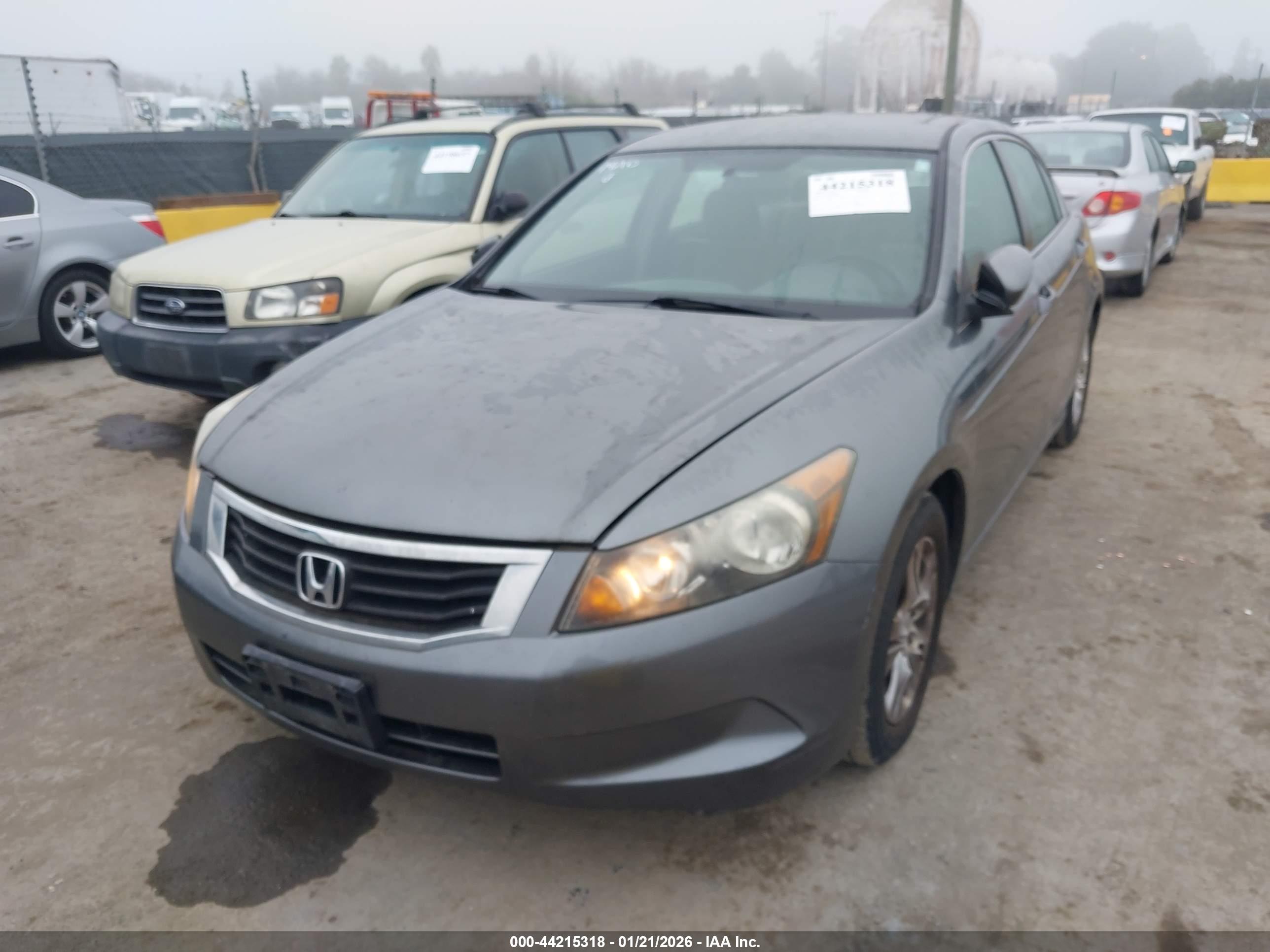 HONDA ACCORD image 6