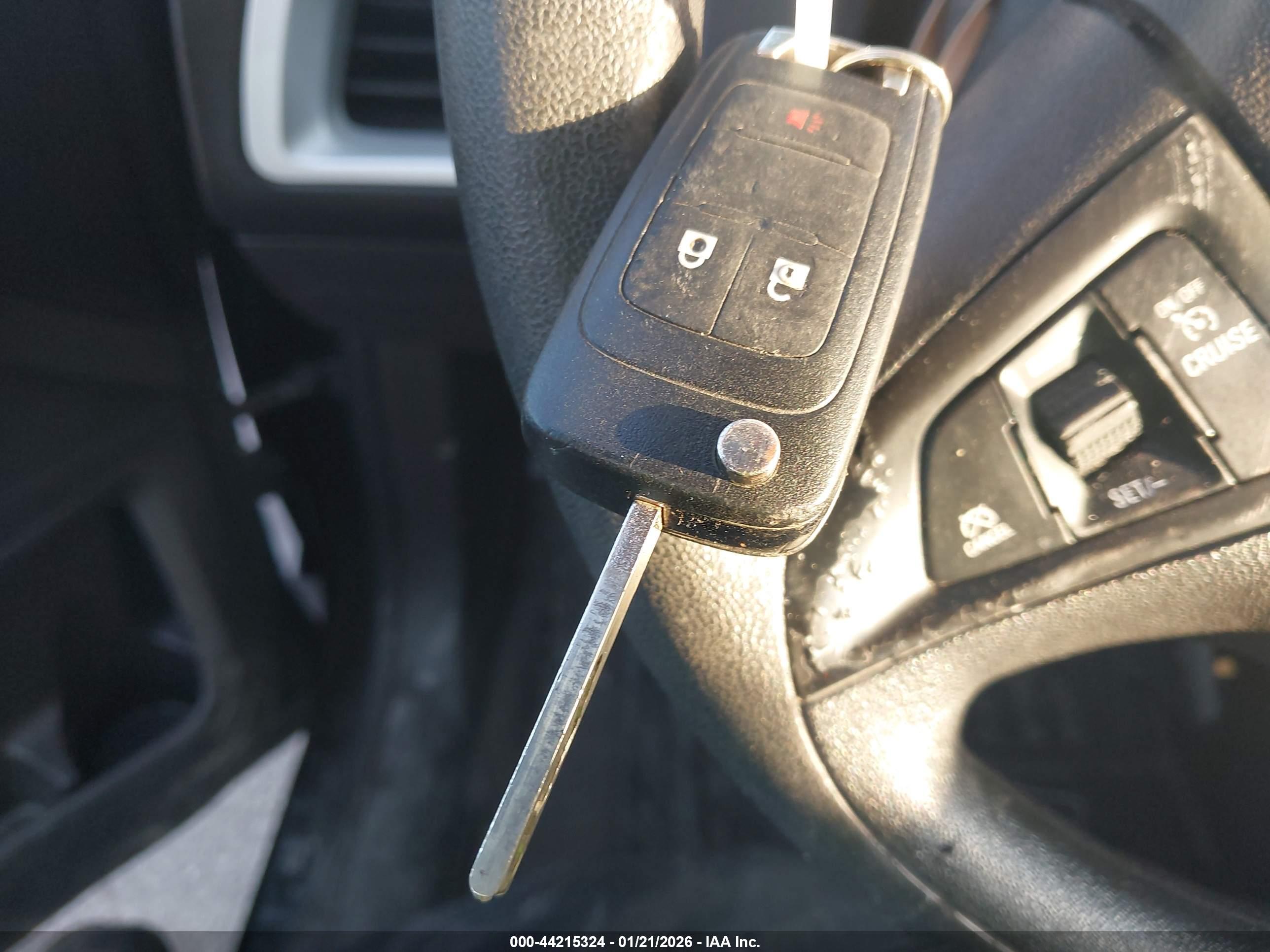 CHEVROLET EQUINOX image 11