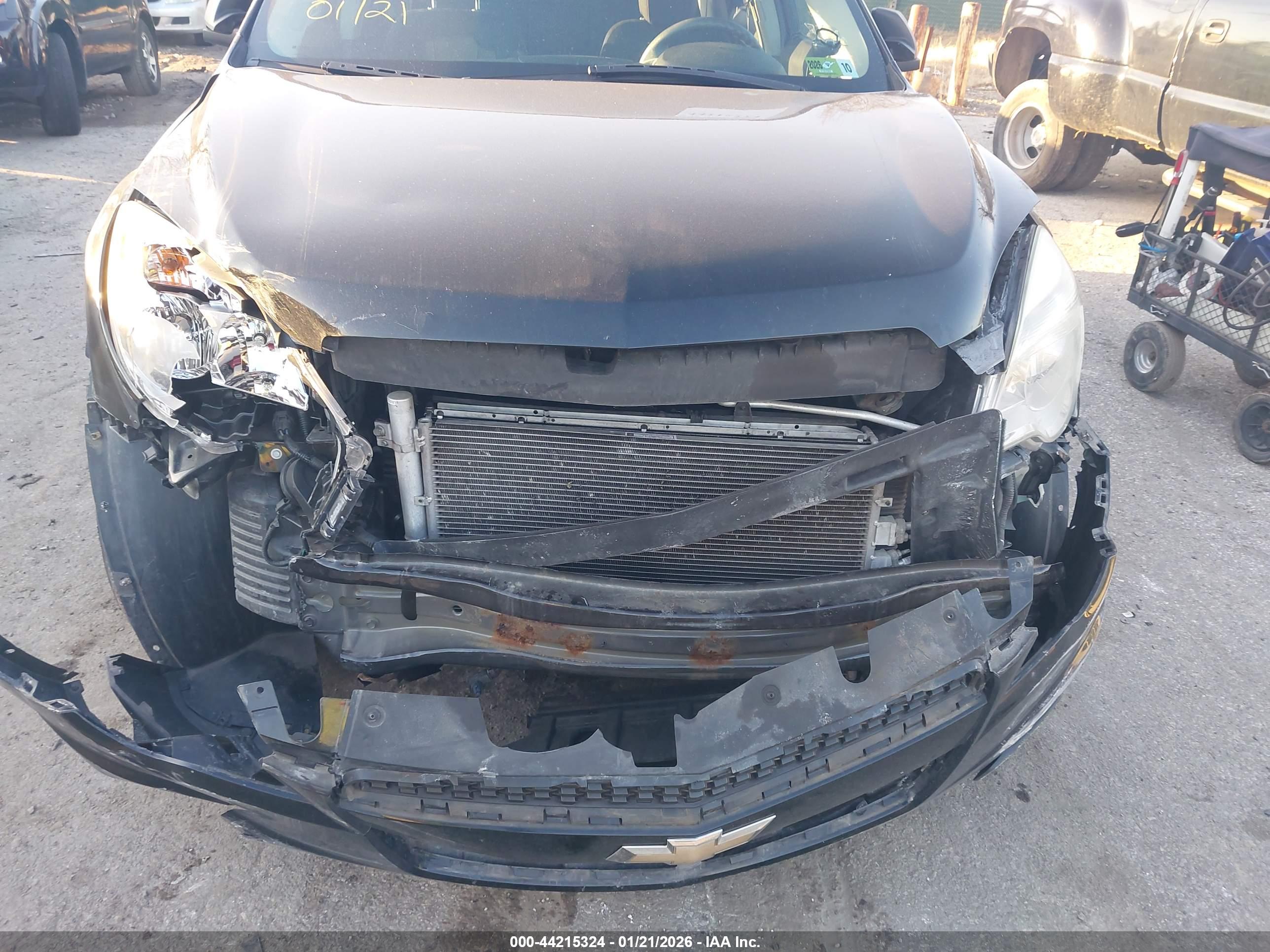 CHEVROLET EQUINOX image 6