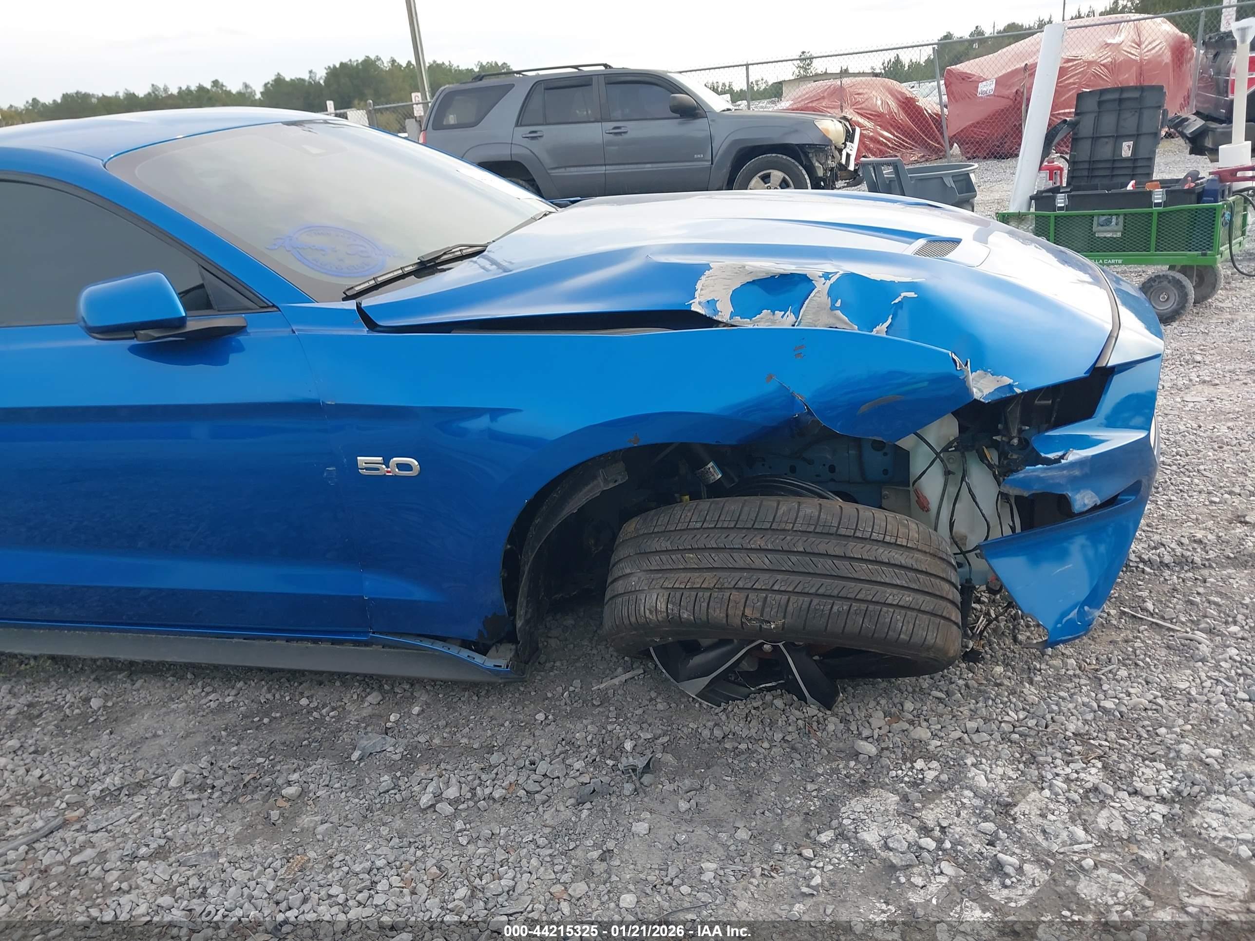 FORD MUSTANG image 6