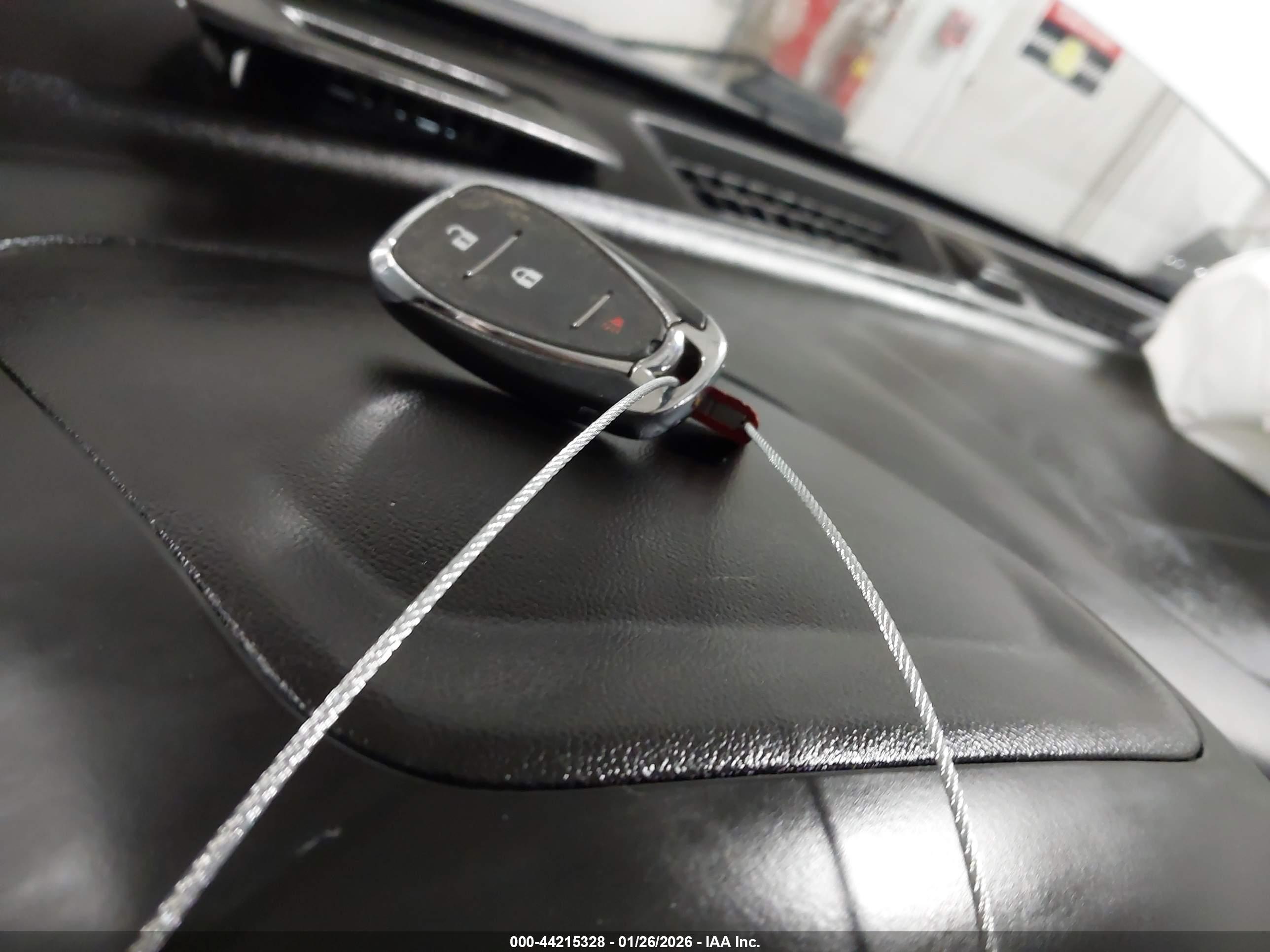 CHEVROLET EQUINOX image 11