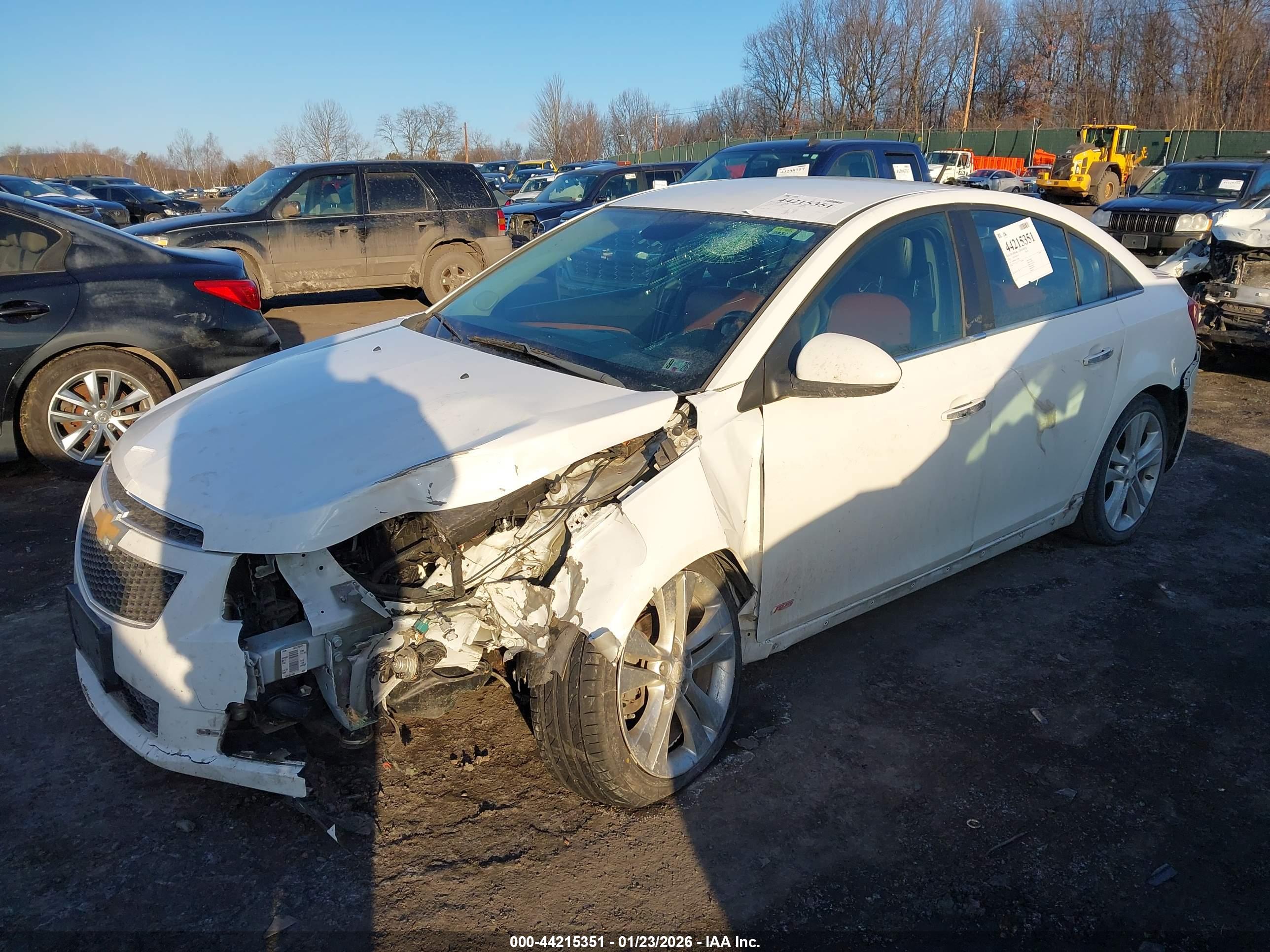 CHEVROLET CRUZE image 2