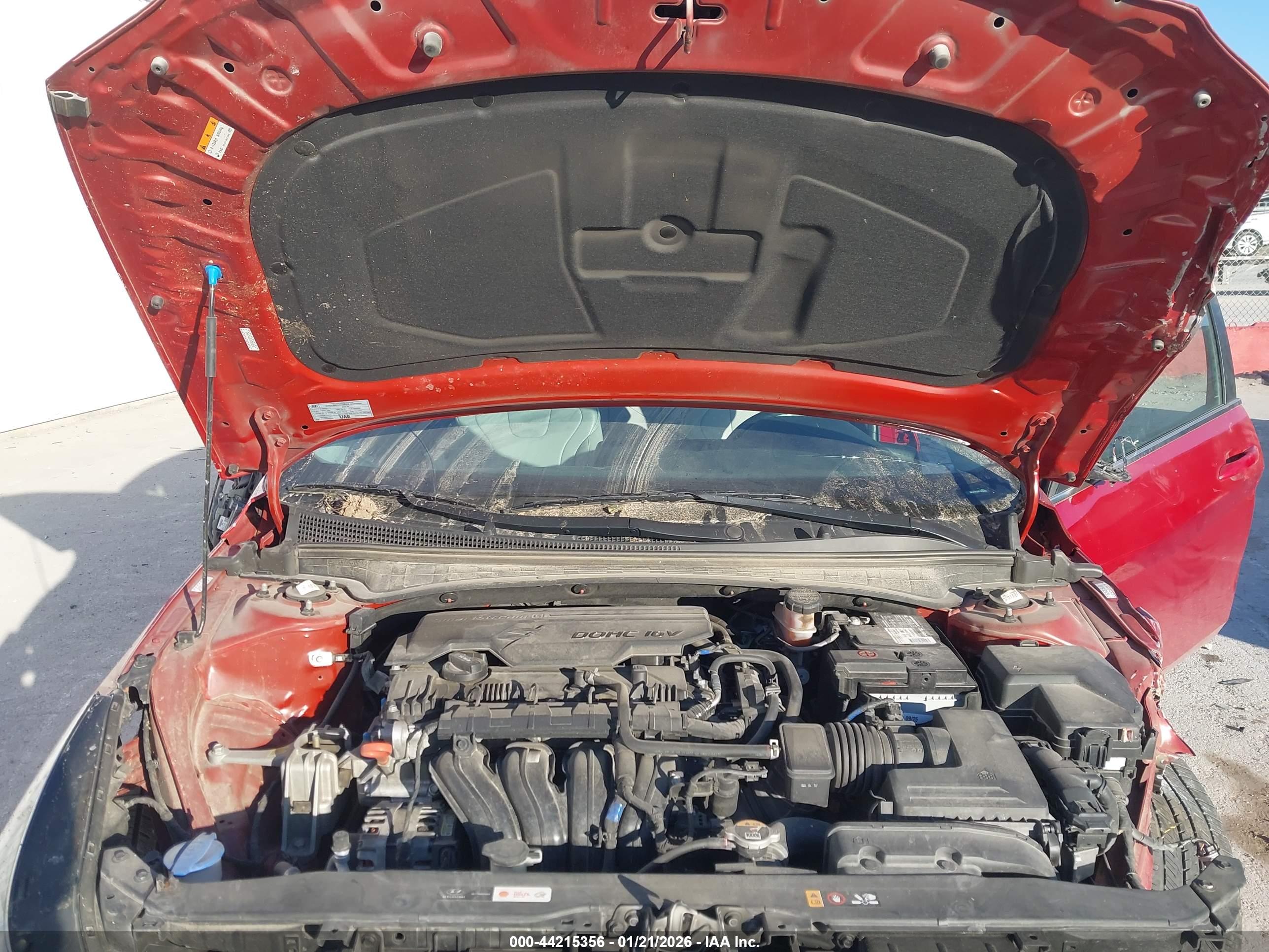 HYUNDAI ELANTRA image 10