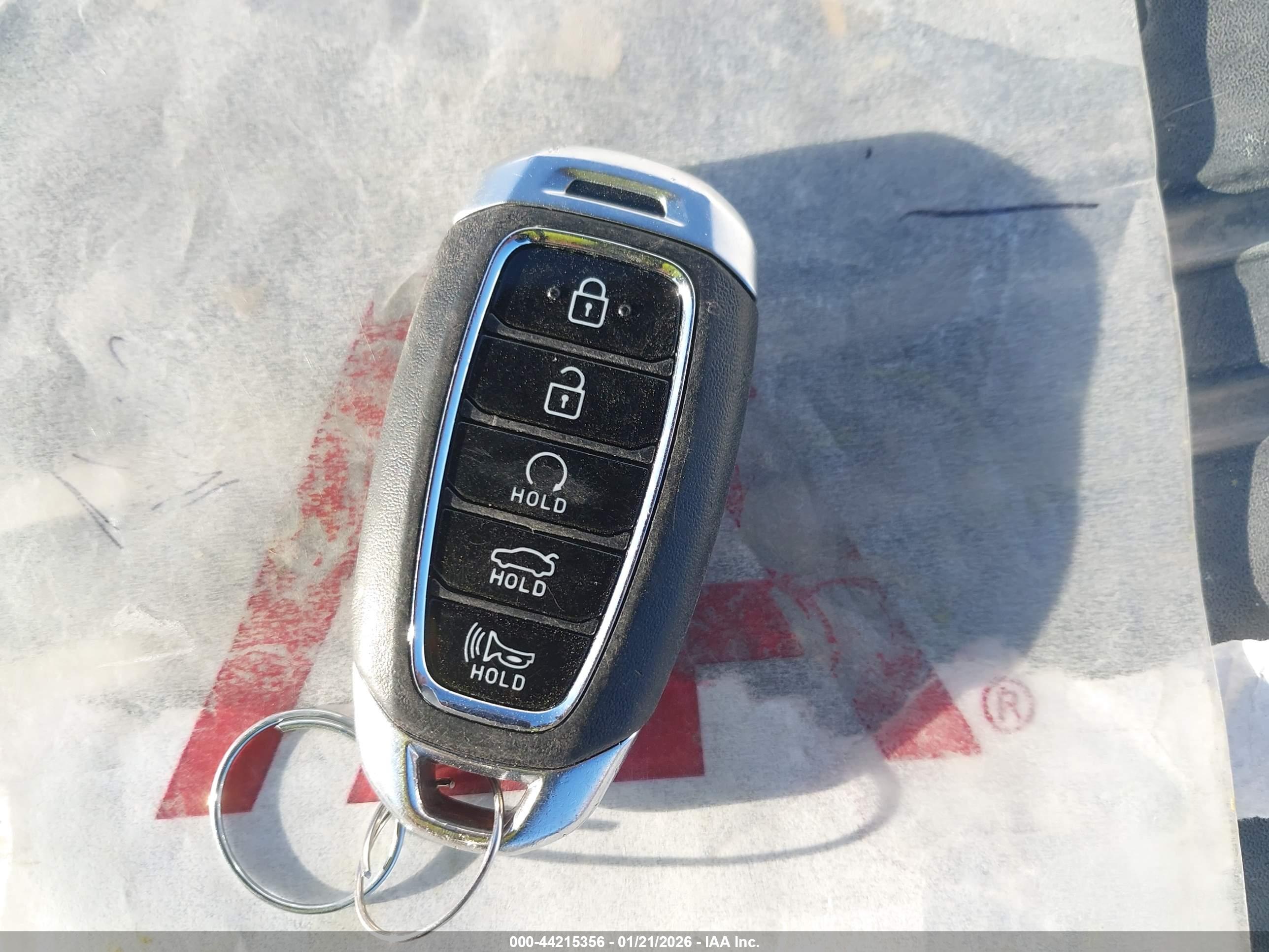 HYUNDAI ELANTRA image 11