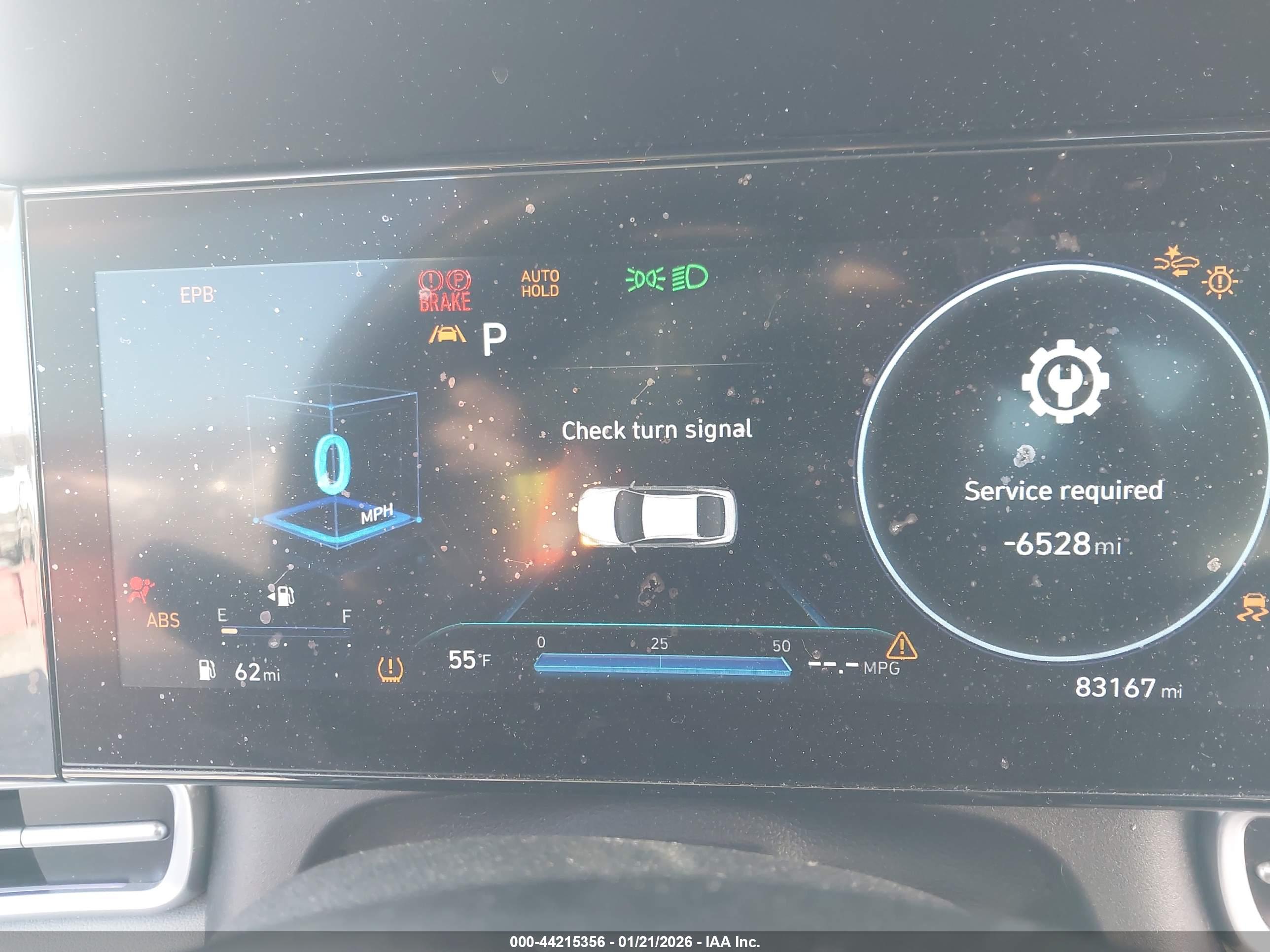 HYUNDAI ELANTRA image 7