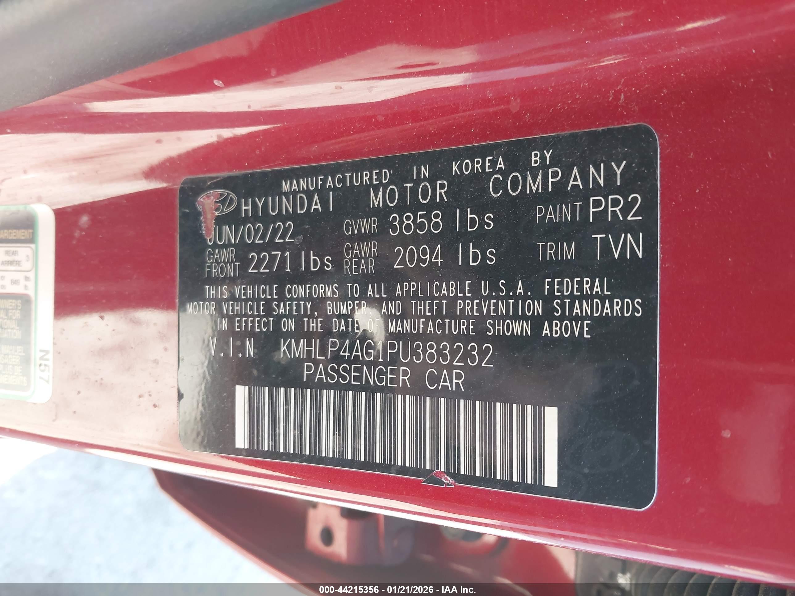 HYUNDAI ELANTRA image 9