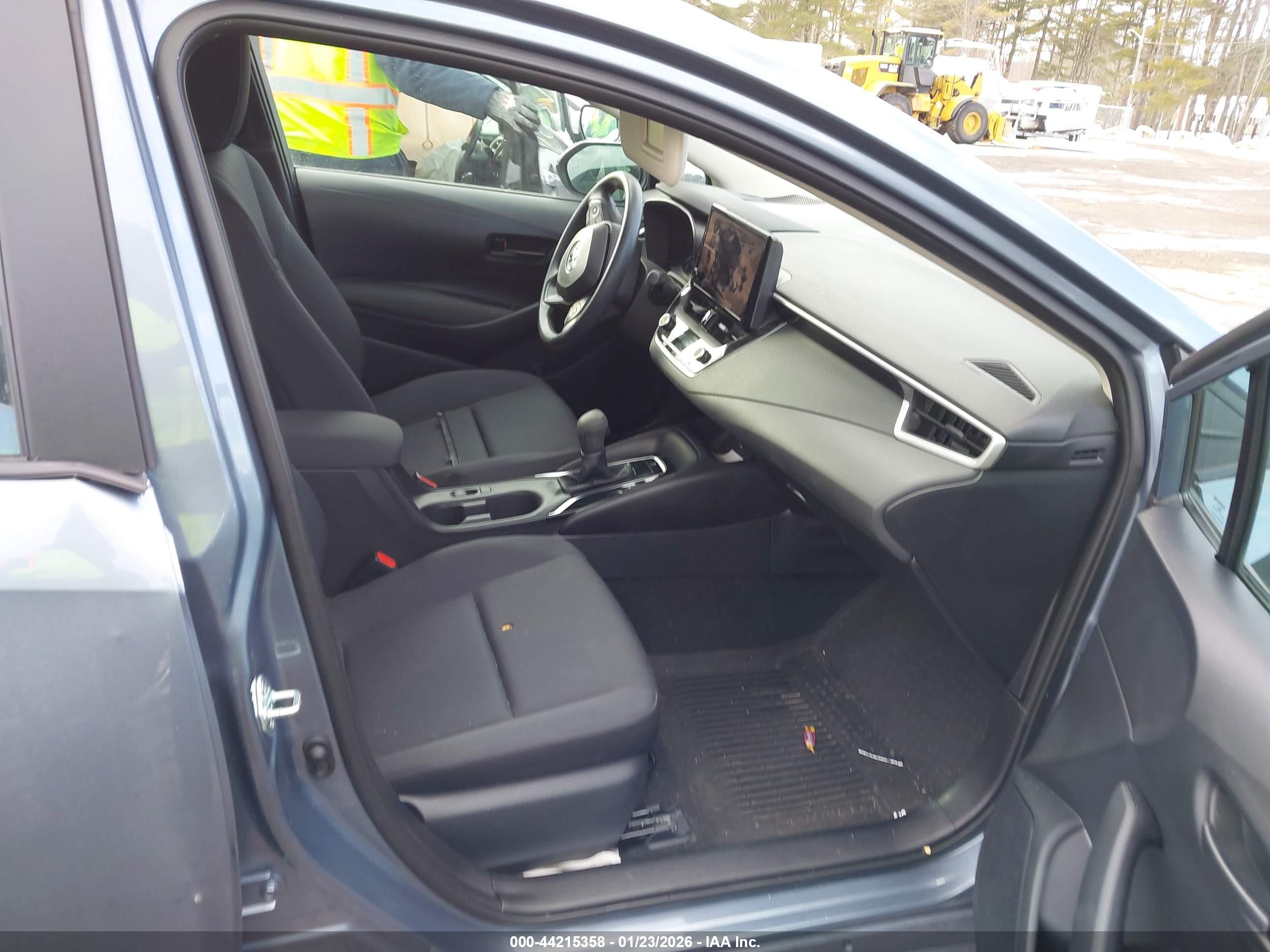 TOYOTA COROLLA image 5