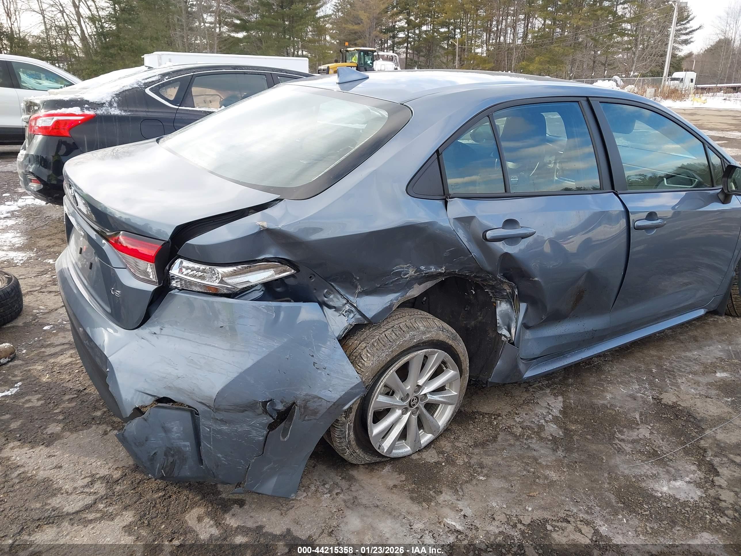 TOYOTA COROLLA image 6