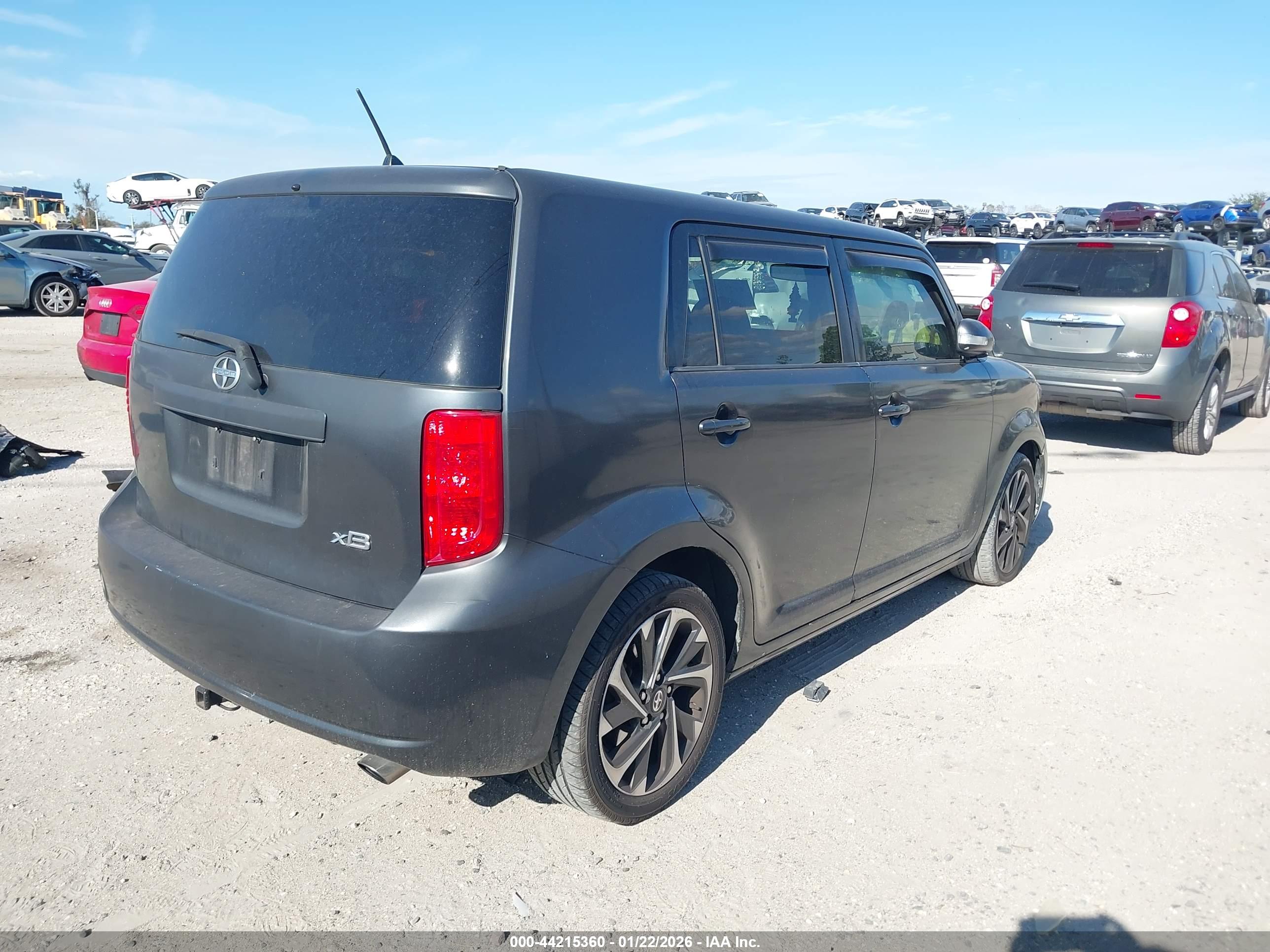 TOYOTA SCION image 4