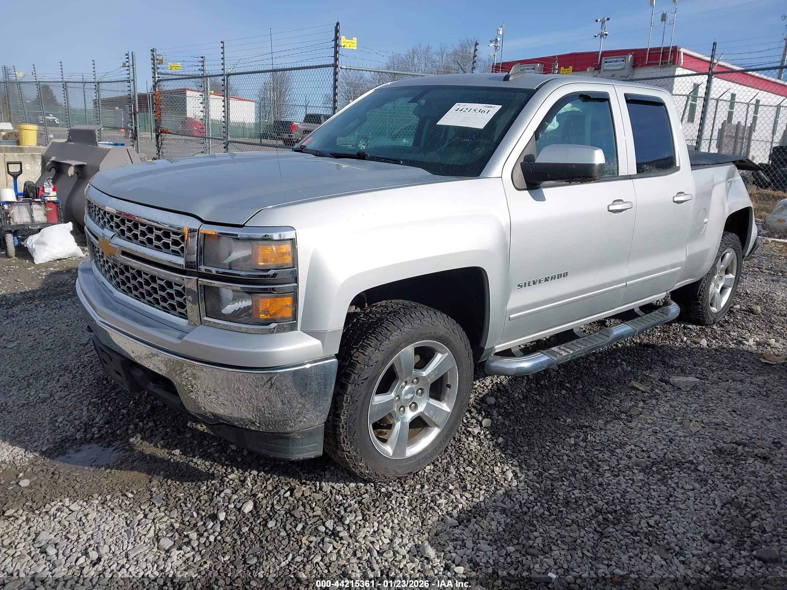 CHEVROLET SILVERADO image 2