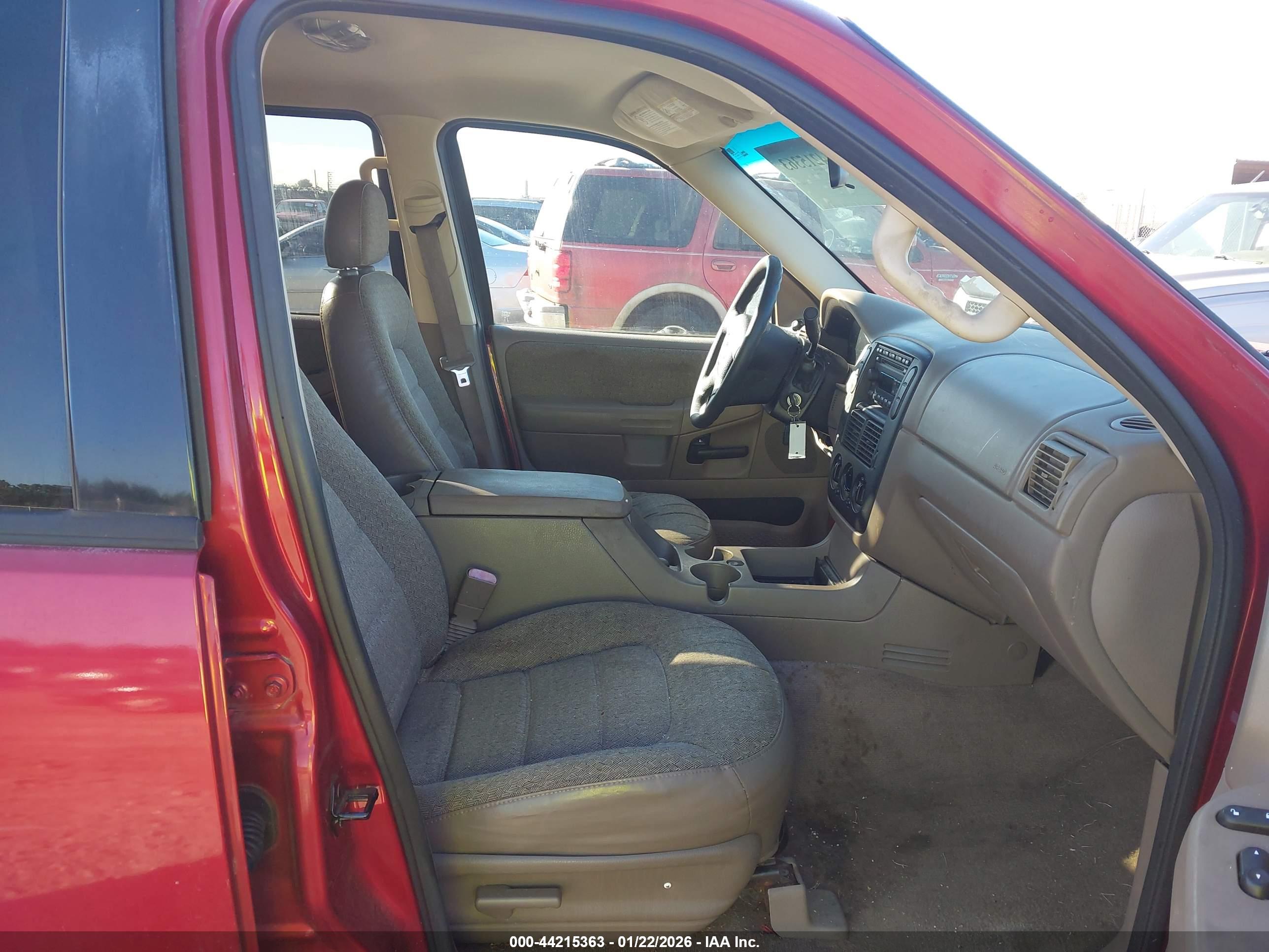 FORD EXPLORER image 5