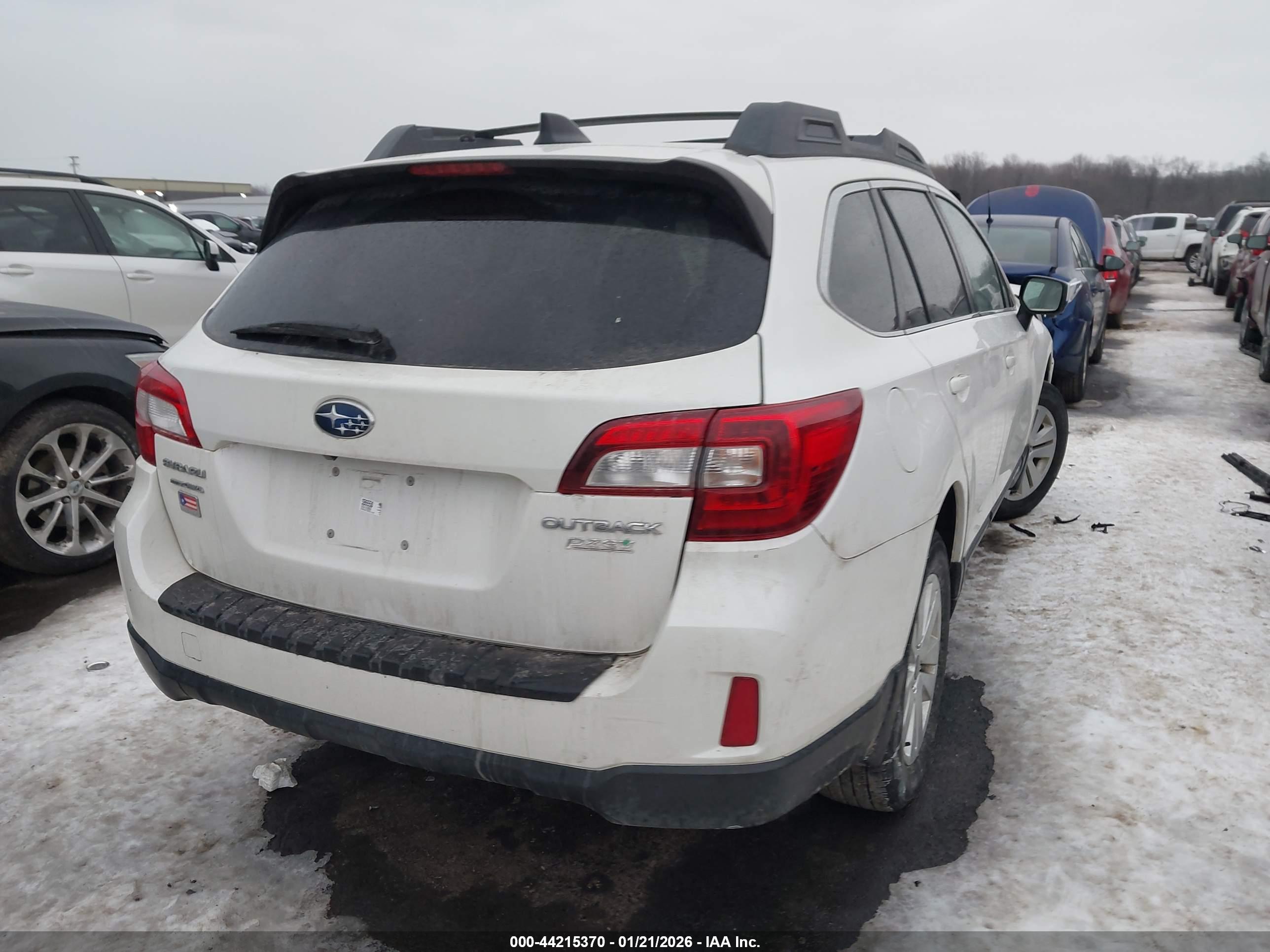 SUBARU OUTBACK image 4