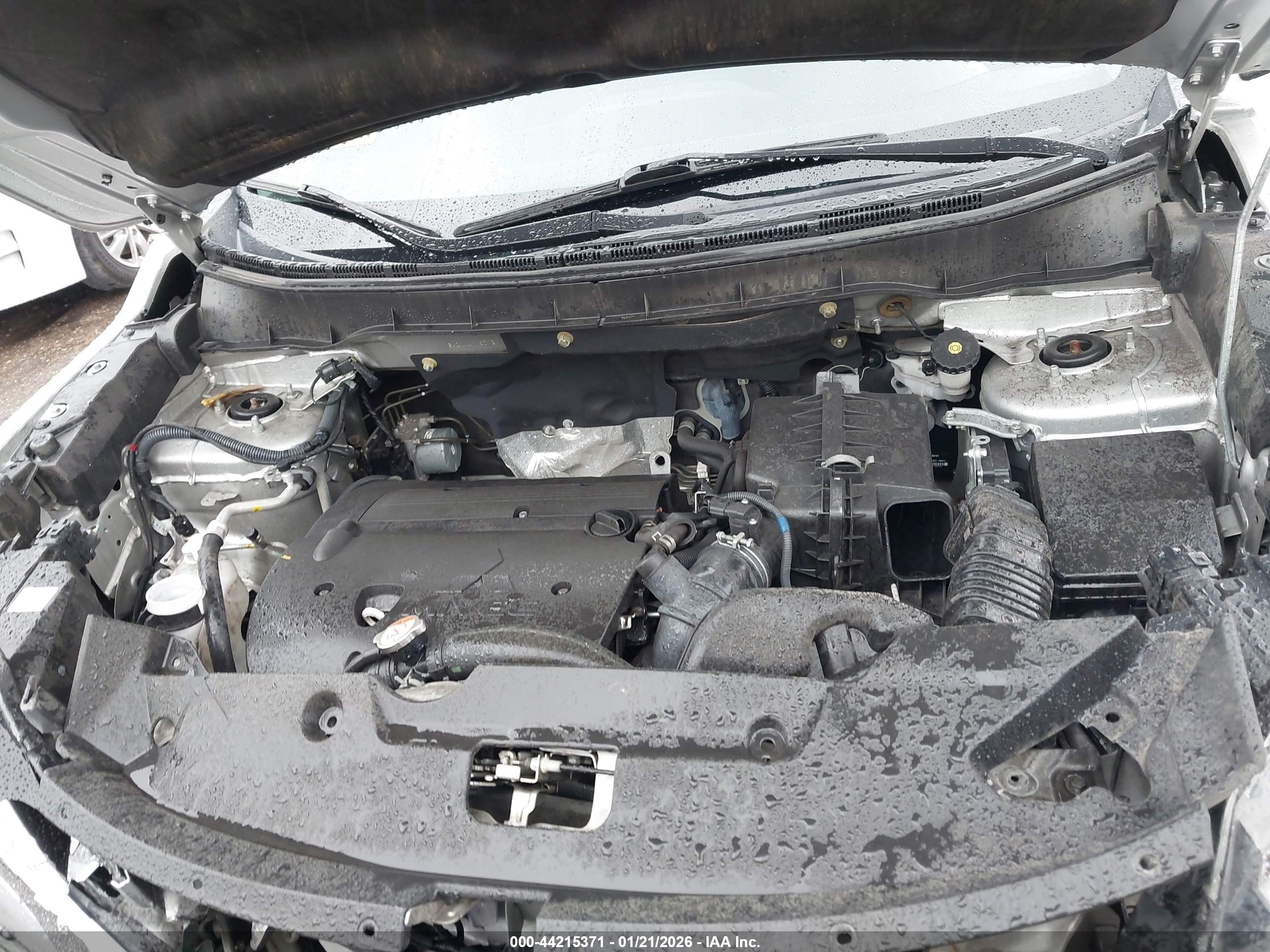 MITSUBISHI OUTLANDER image 10