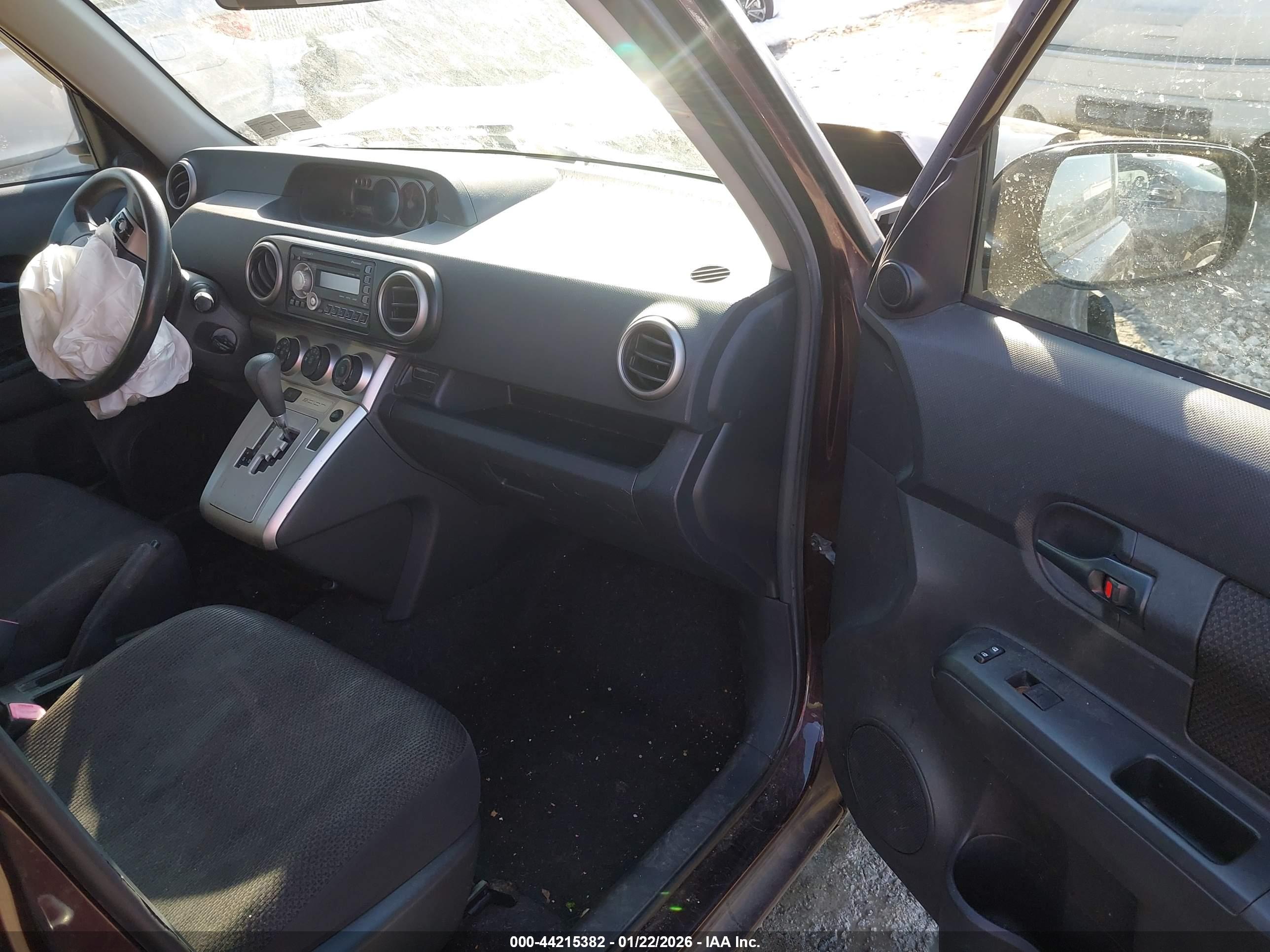 SCION XB image 5