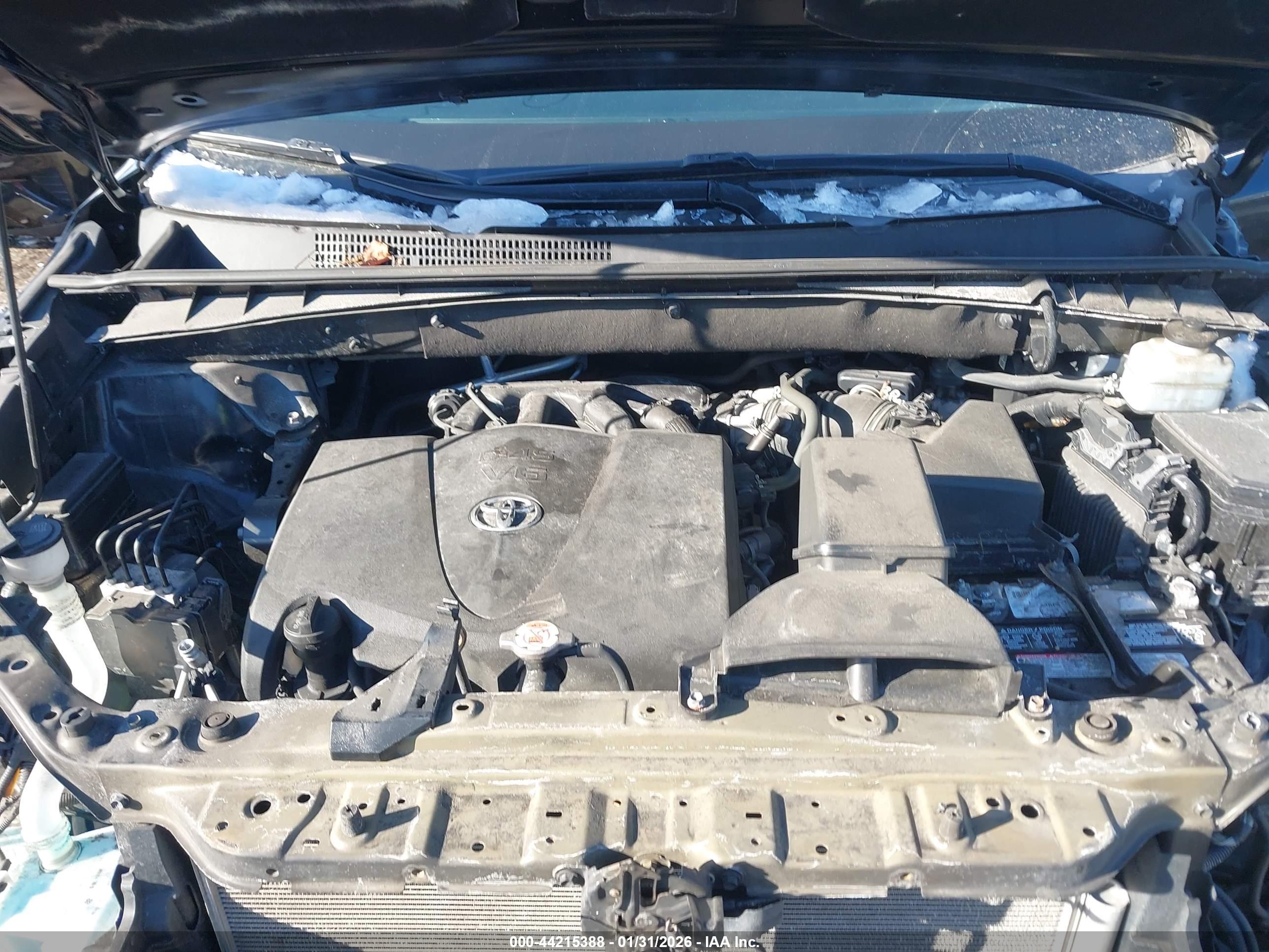 TOYOTA HIGHLANDER image 10