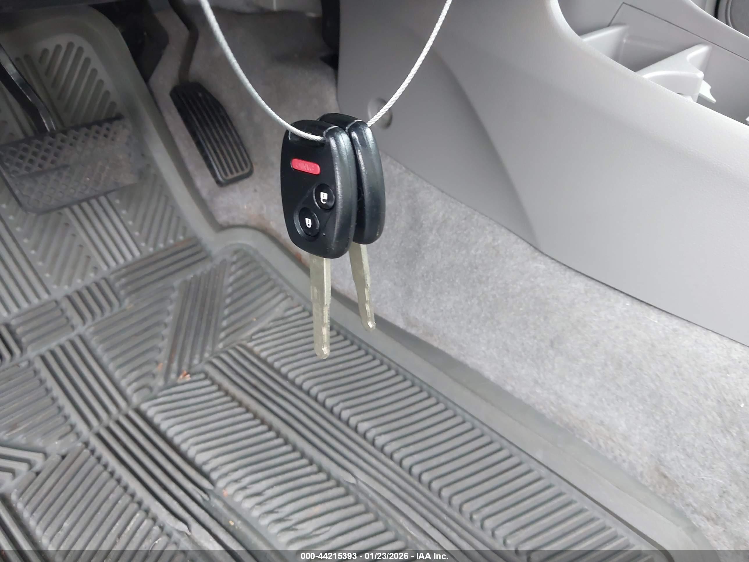 HONDA INSIGHT image 11