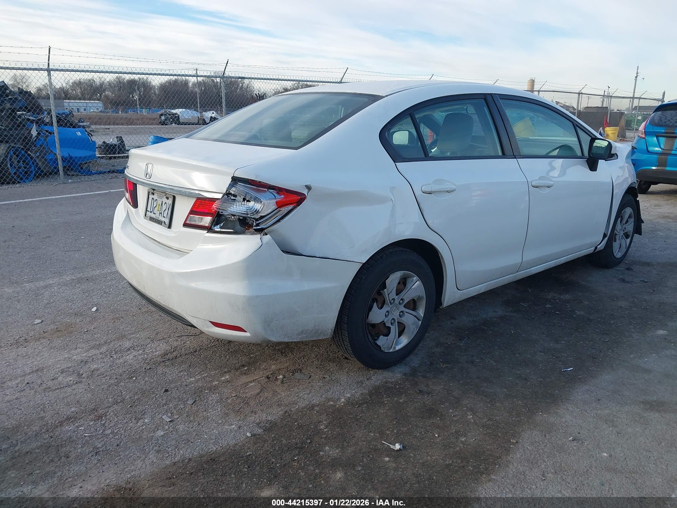 HONDA CIVIC image 4