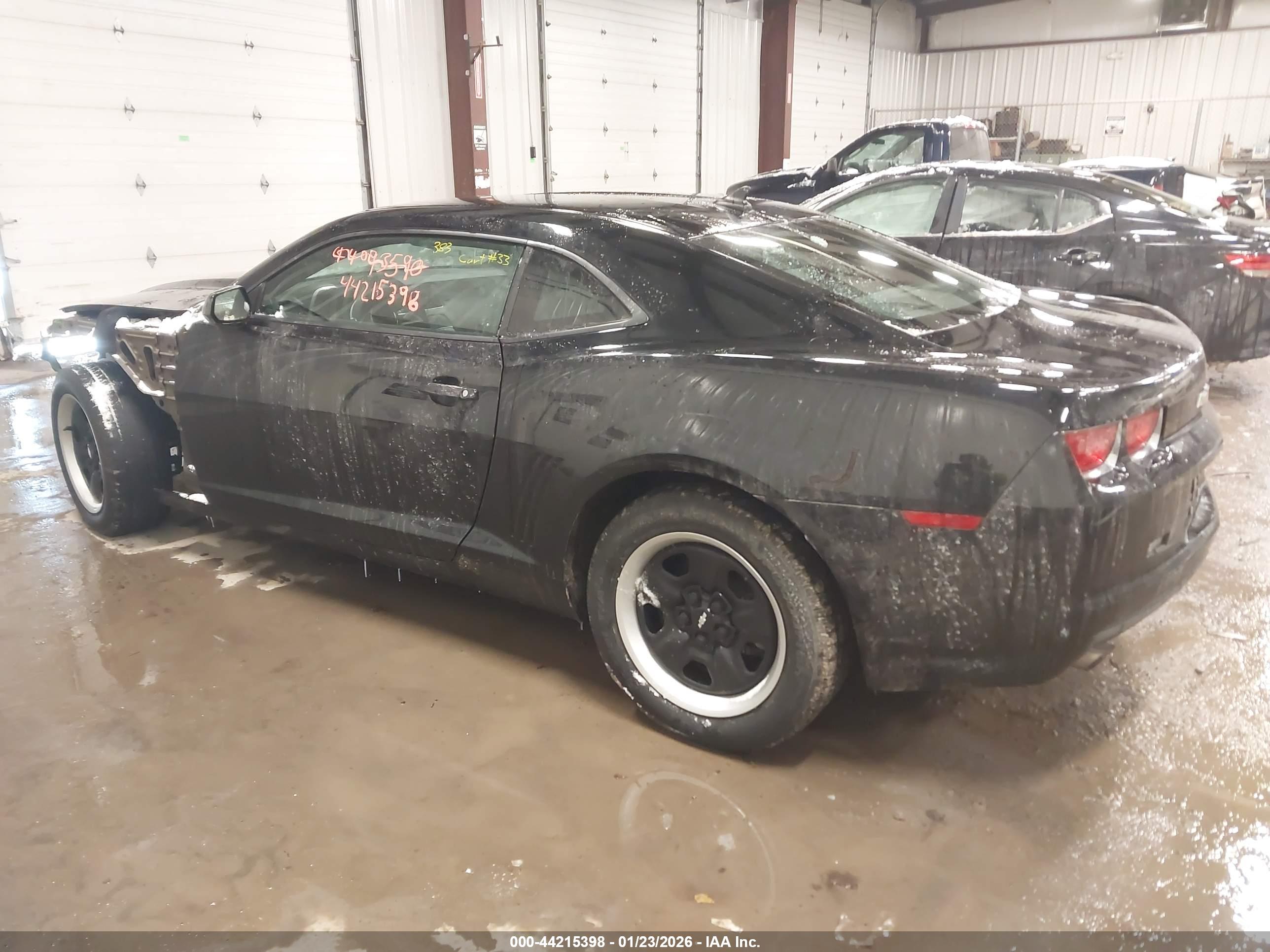 CHEVROLET CAMARO image 3