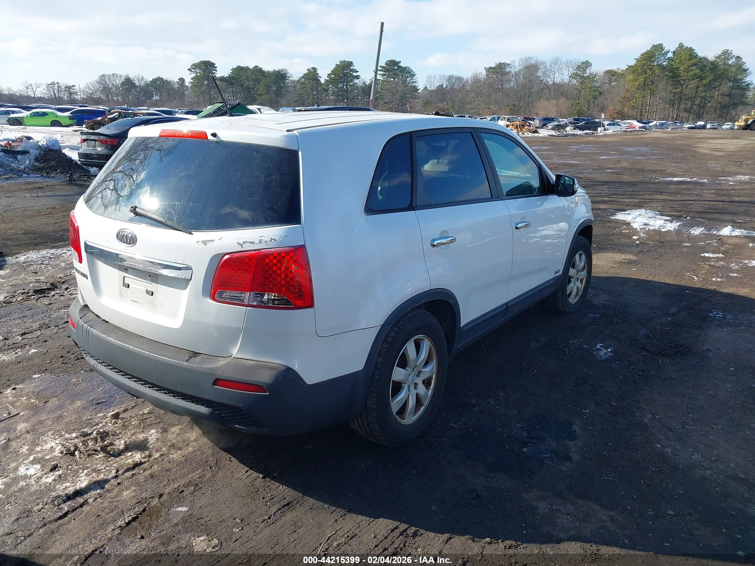 KIA SORENTO image 4
