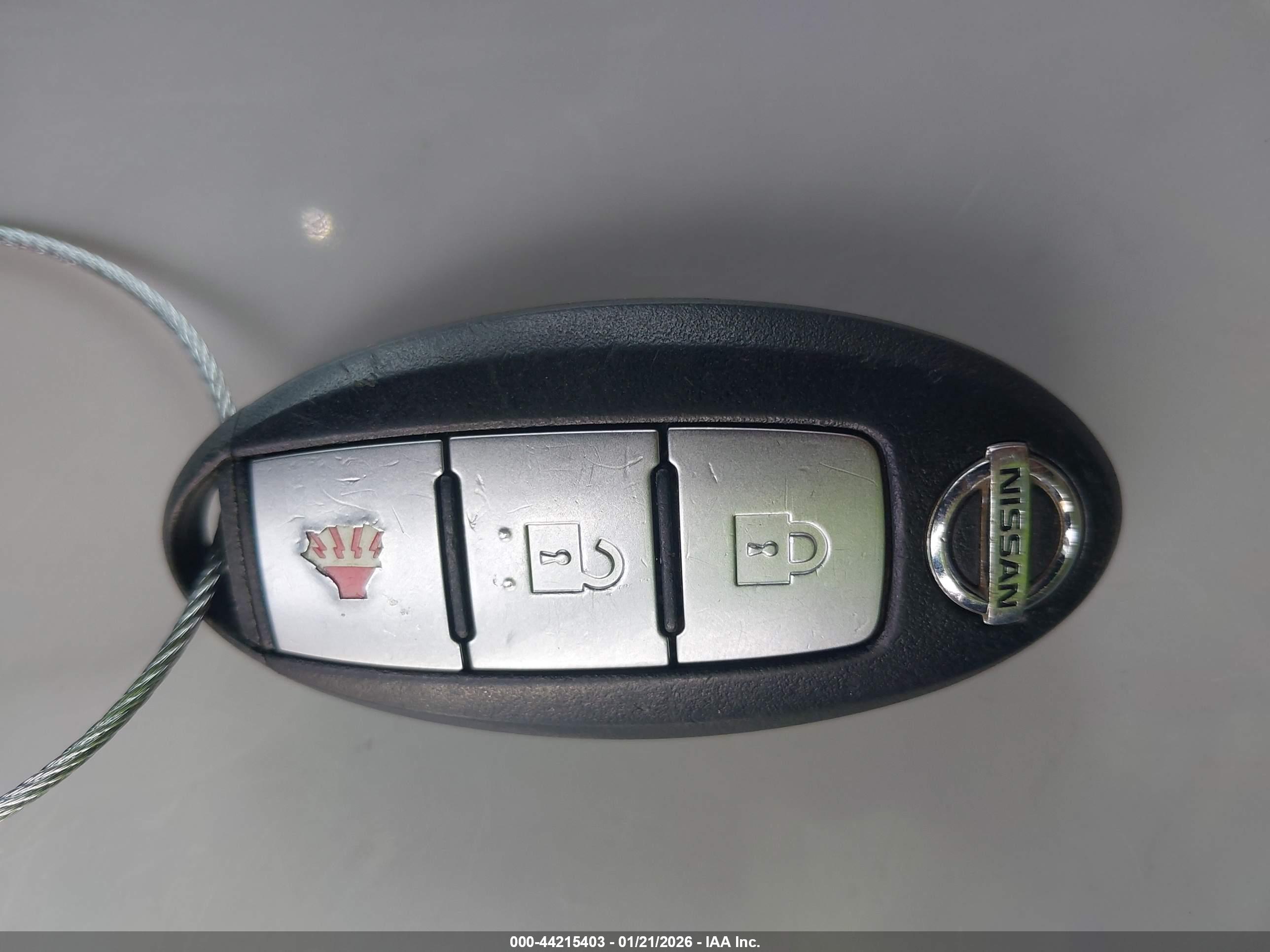 NISSAN ROGUE image 11