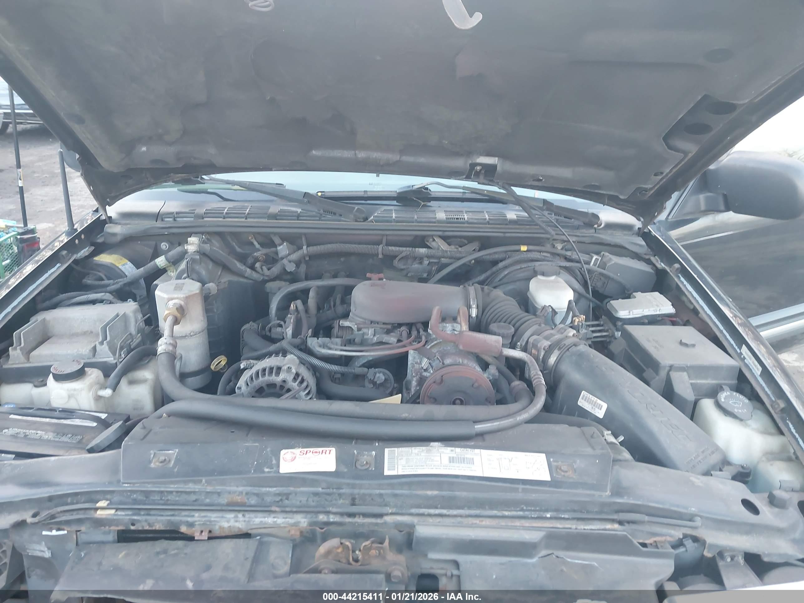 CHEVROLET S-10 image 10