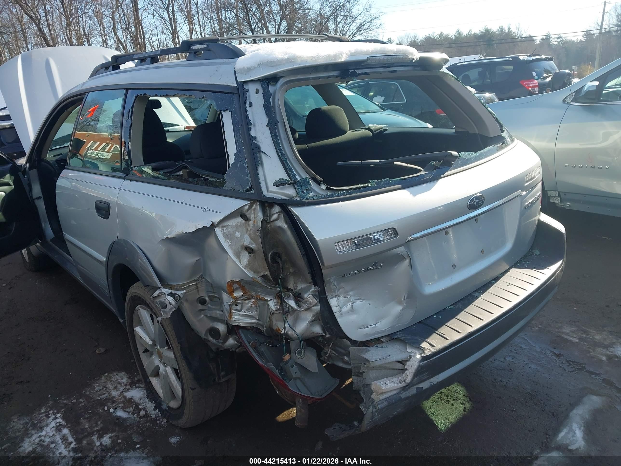 SUBARU OUTBACK image 6
