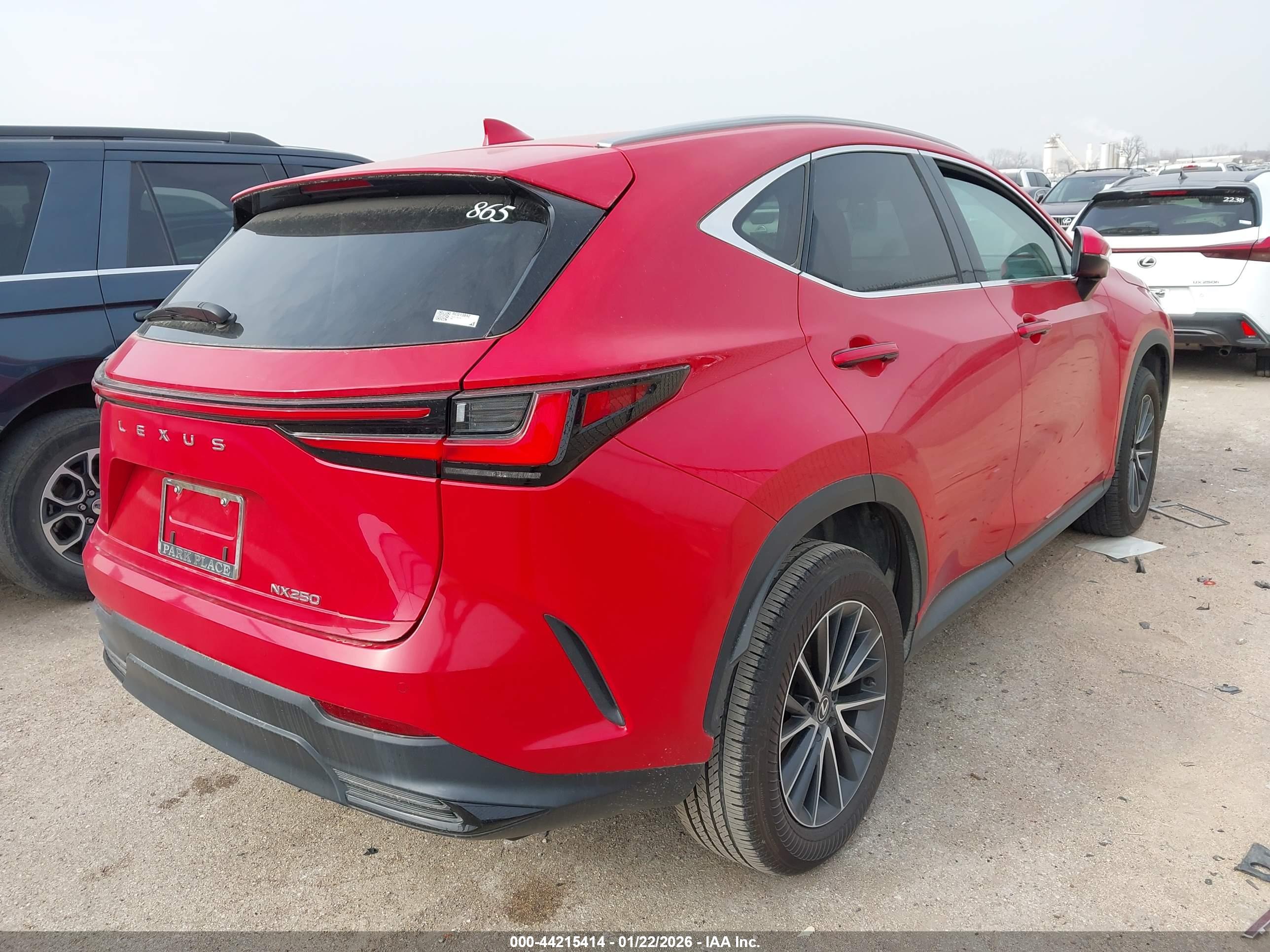 LEXUS NX image 4