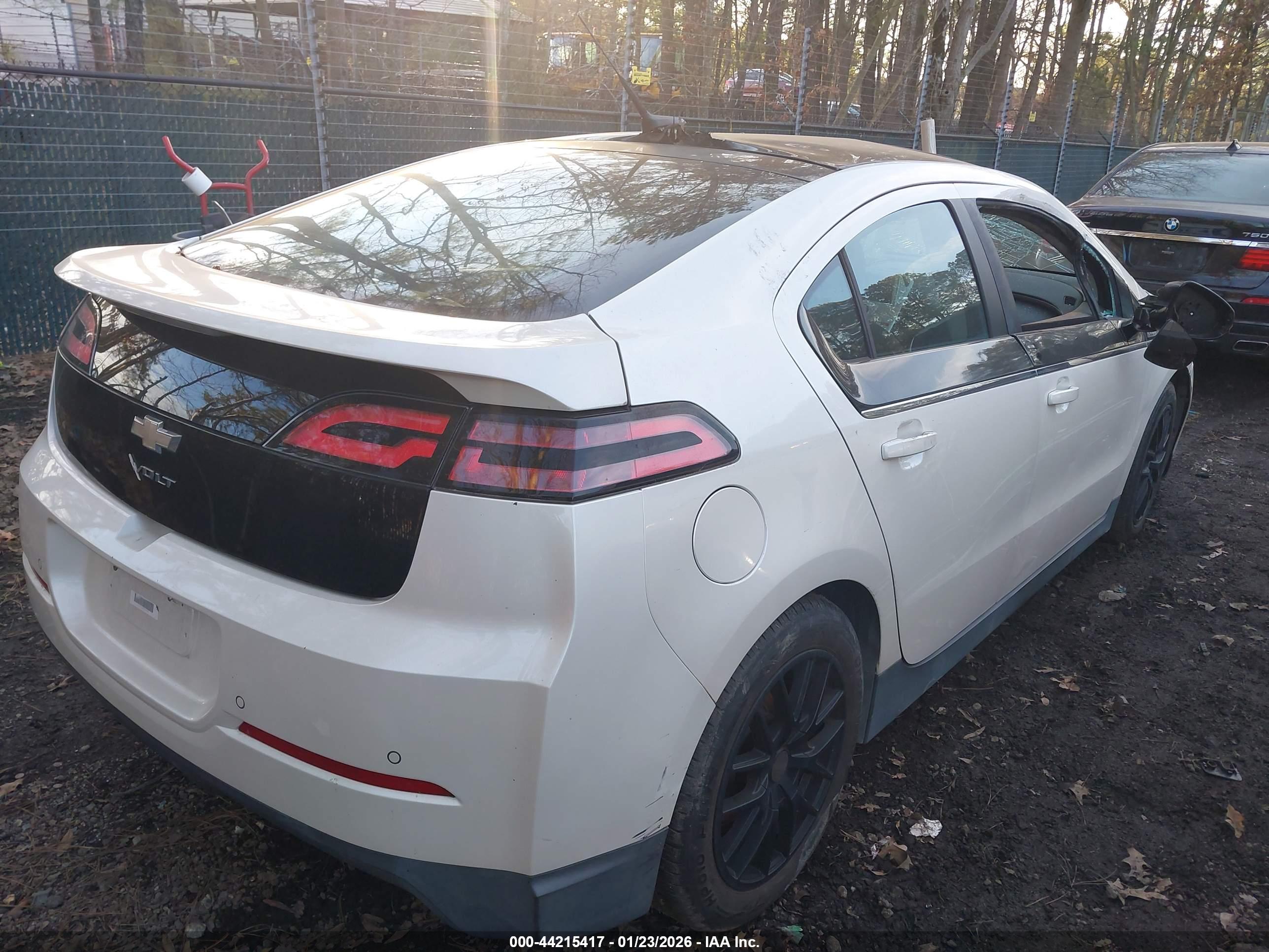CHEVROLET VOLT image 4