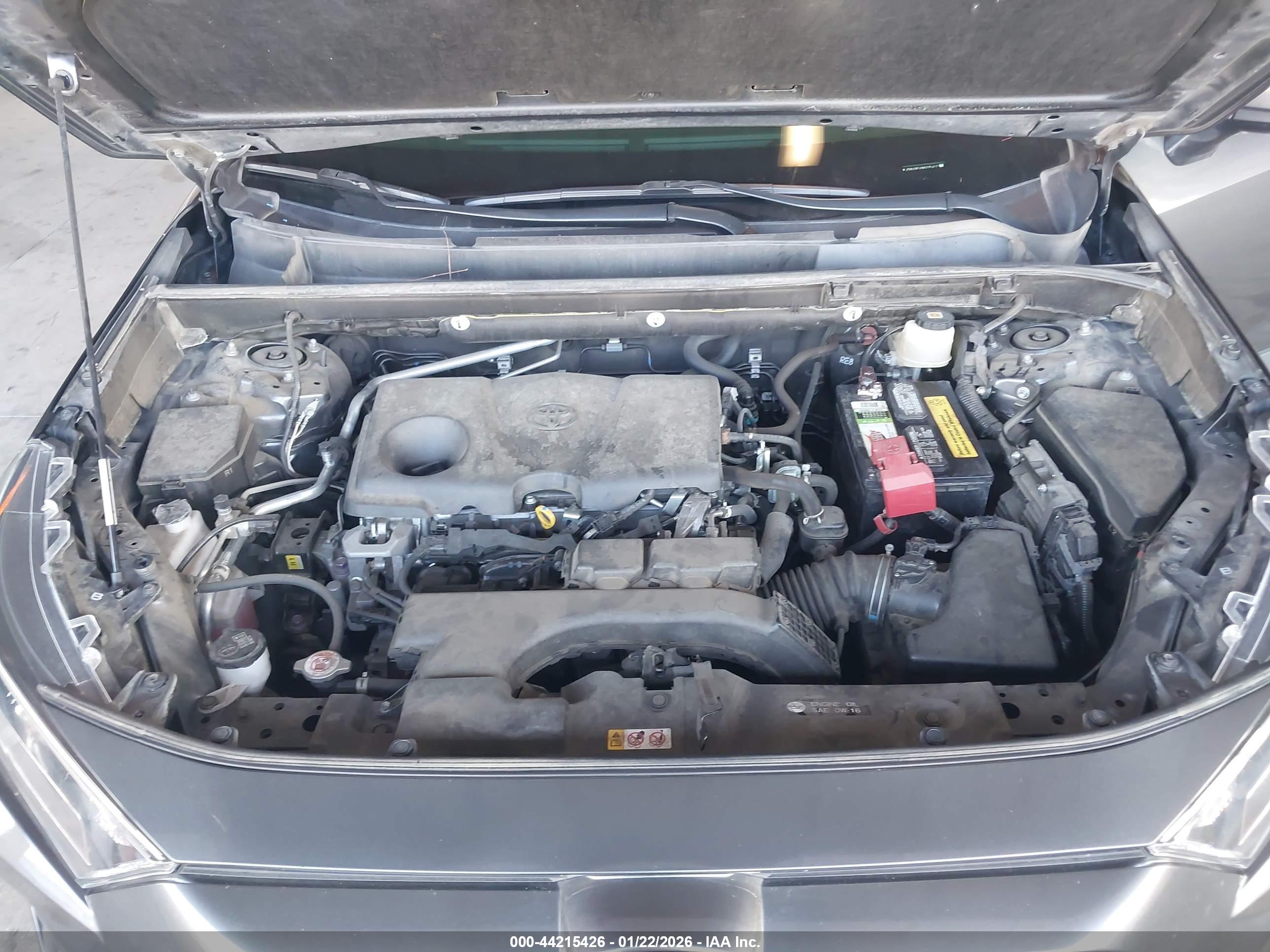TOYOTA RAV4 image 10
