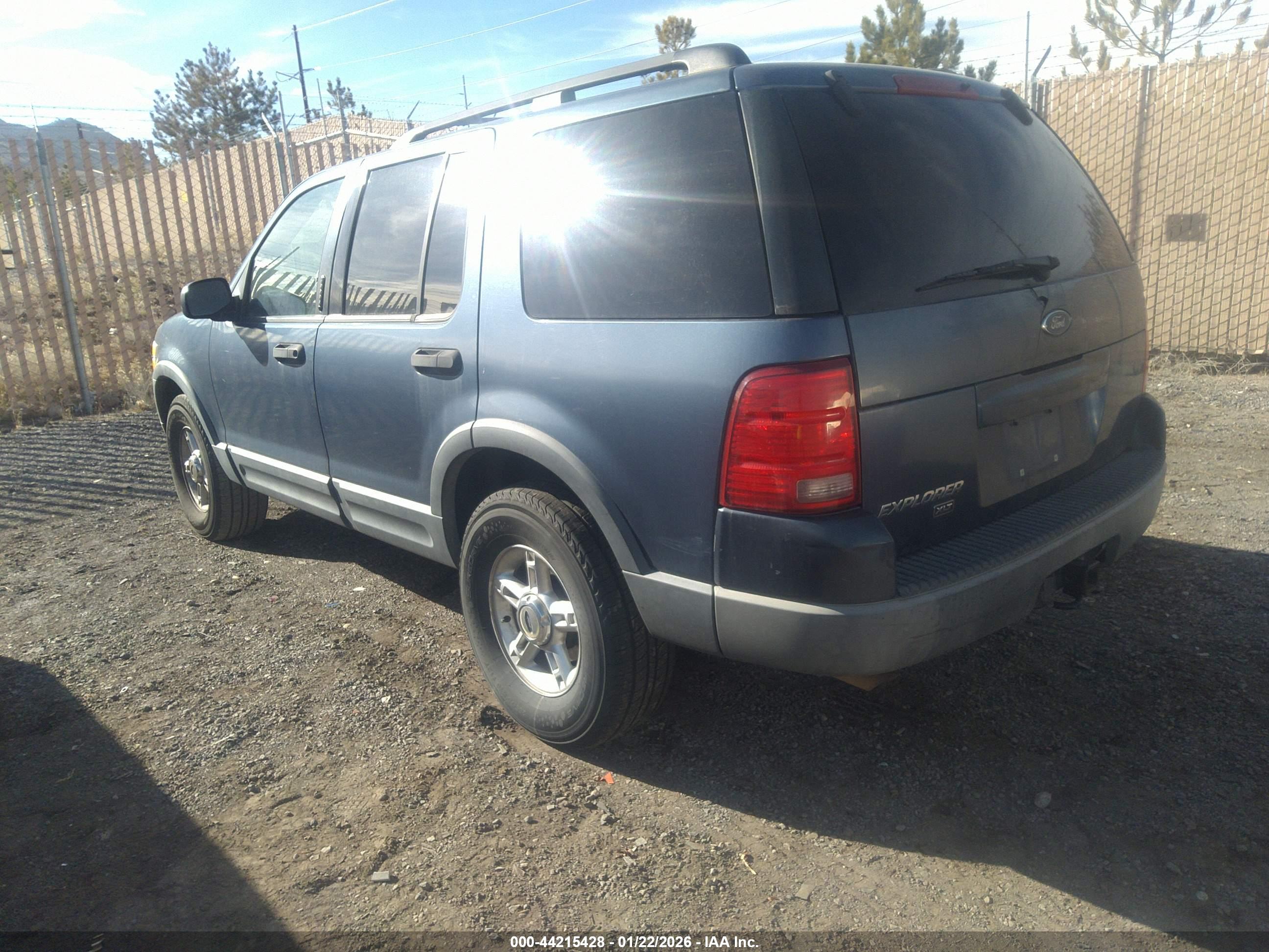 FORD EXPLORER image 3