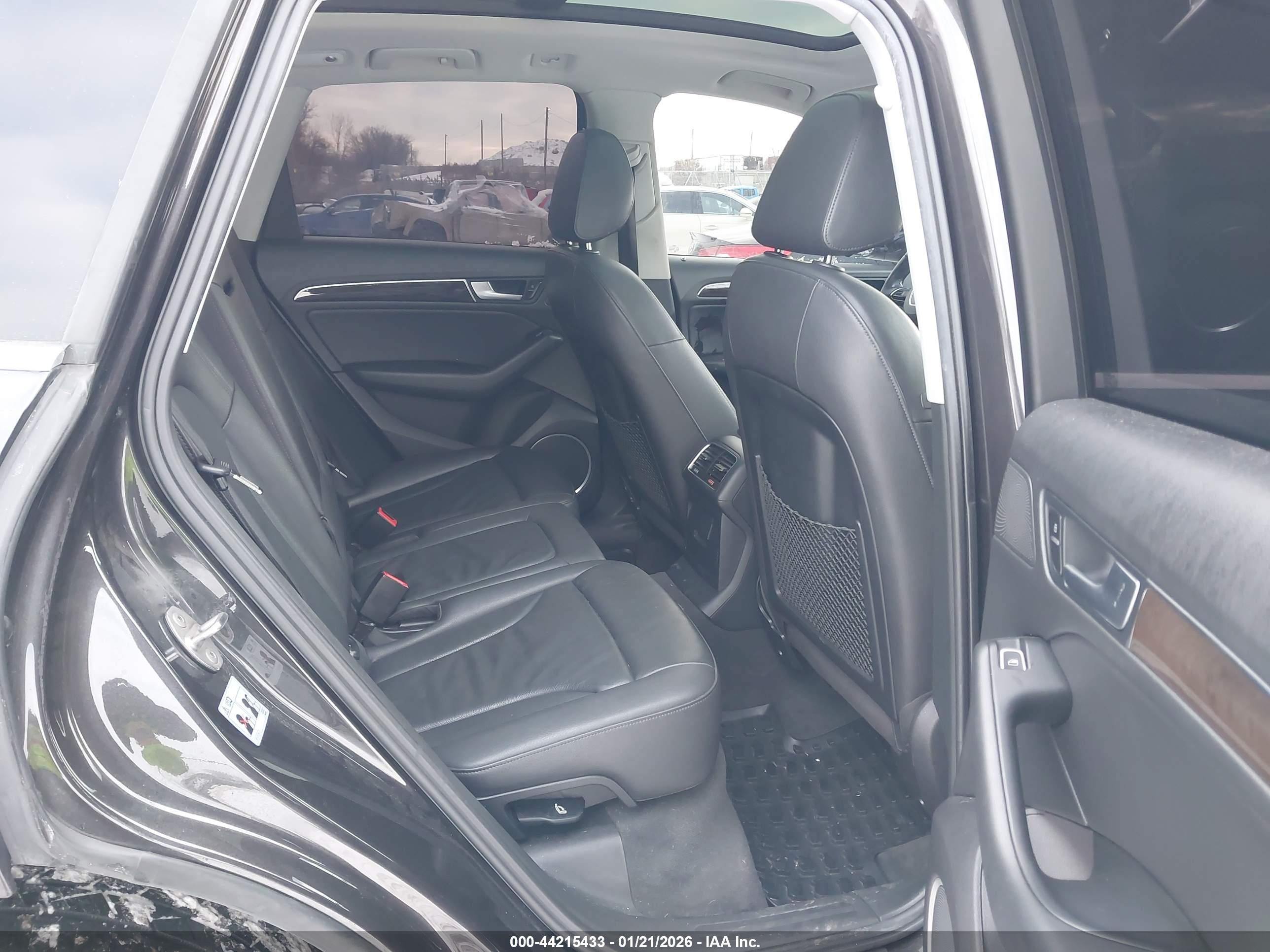 AUDI Q5 image 8