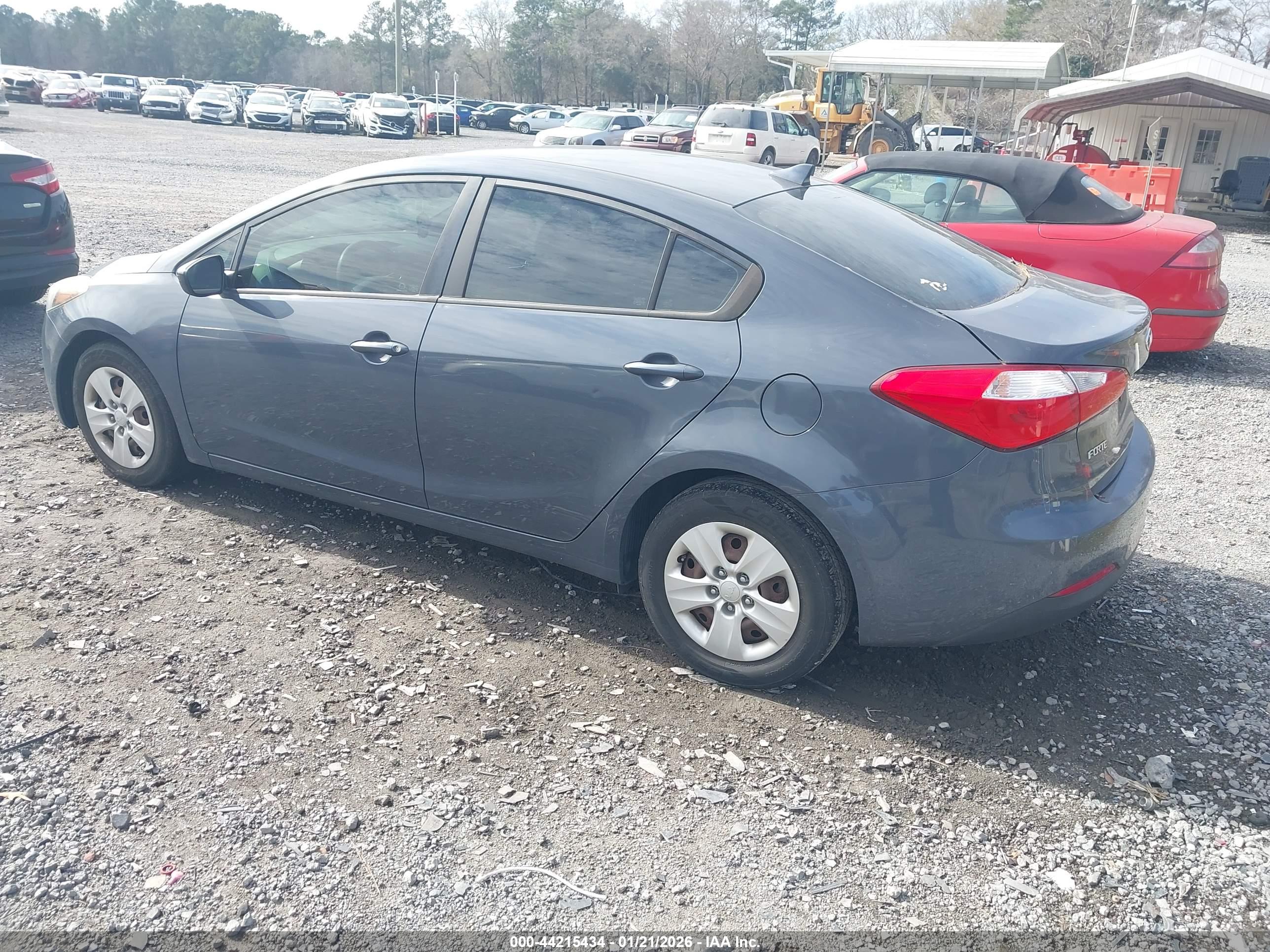 KIA FORTE image 3