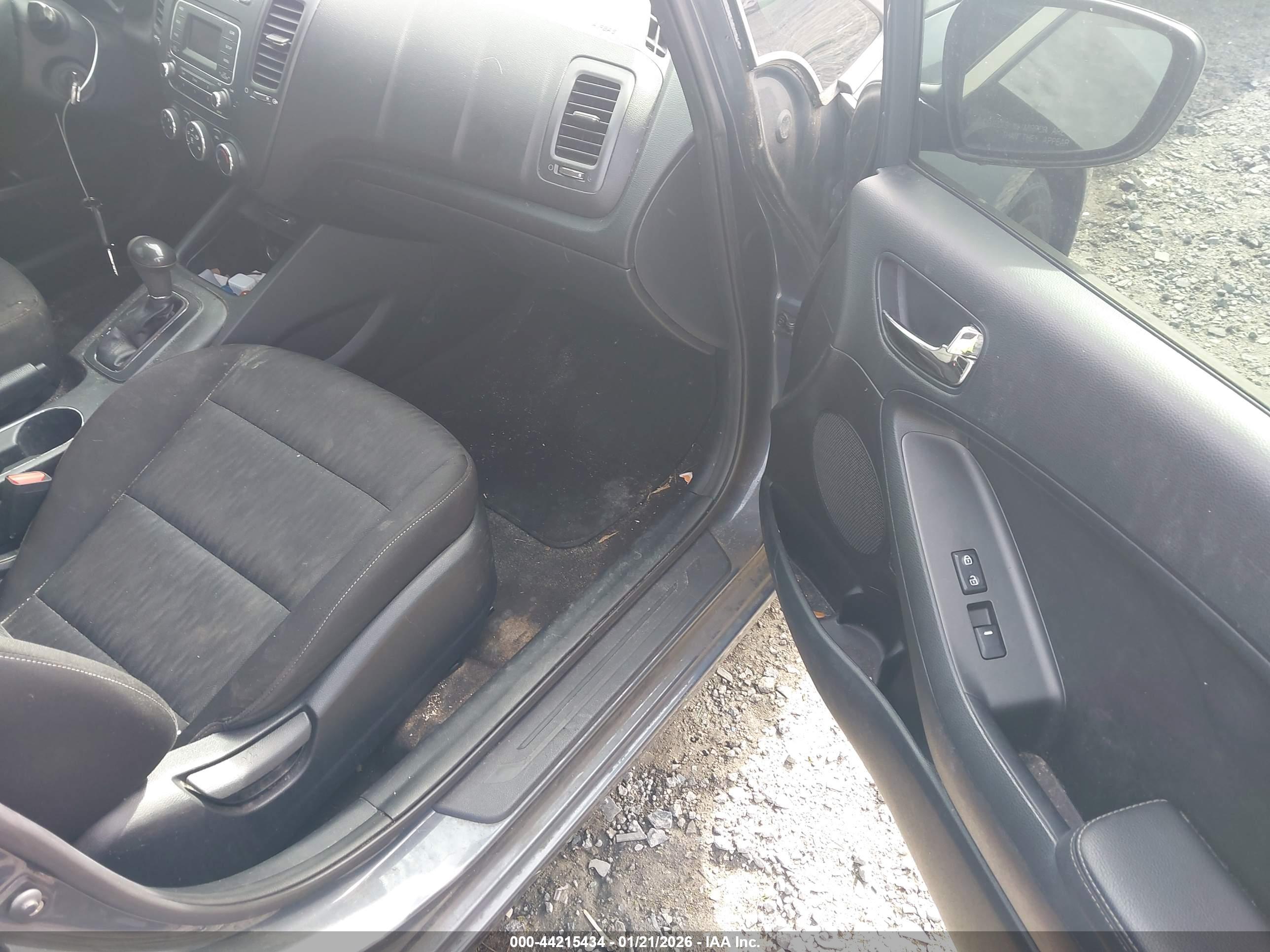 KIA FORTE image 5