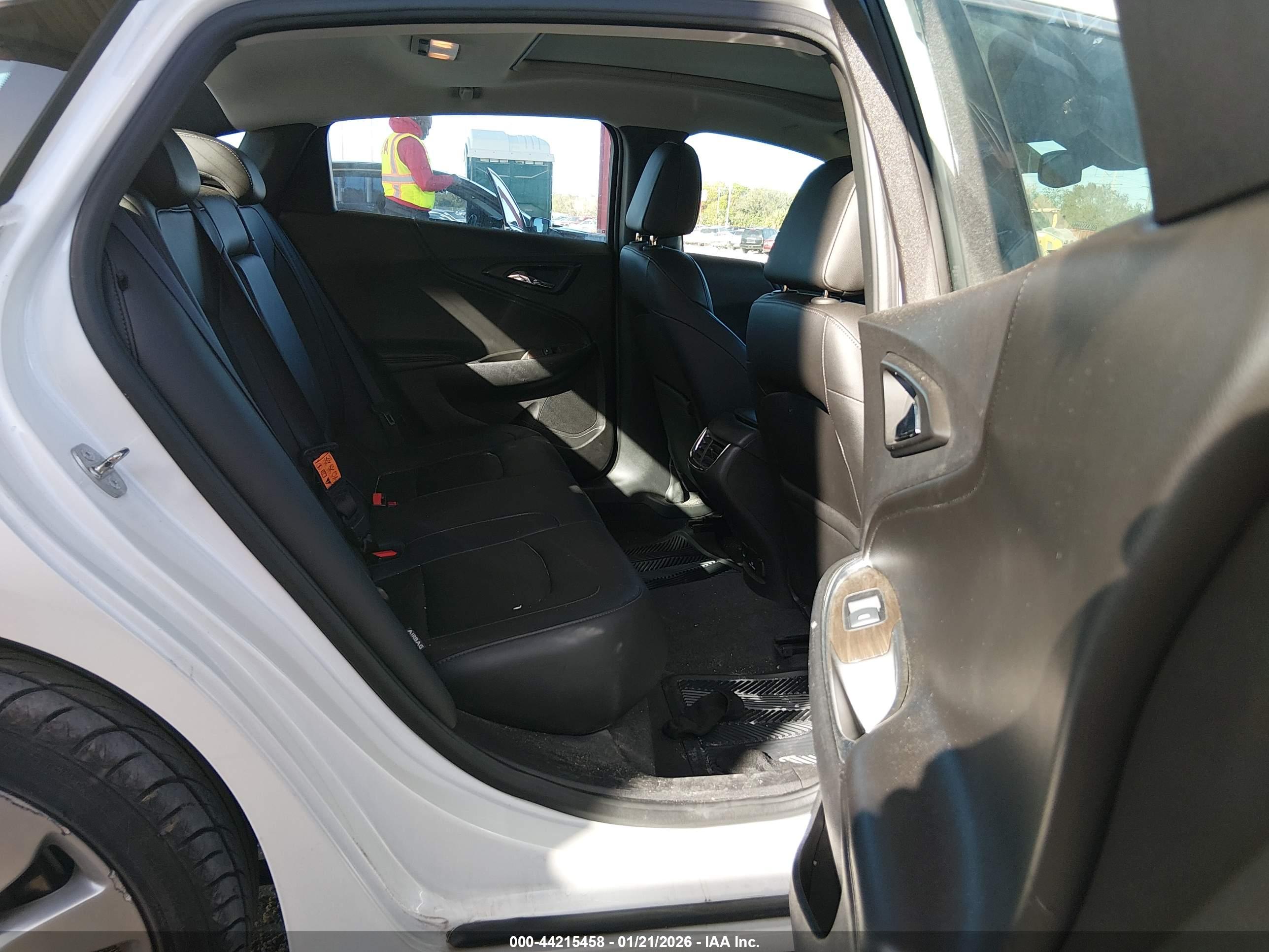 CHEVROLET MALIBU image 8
