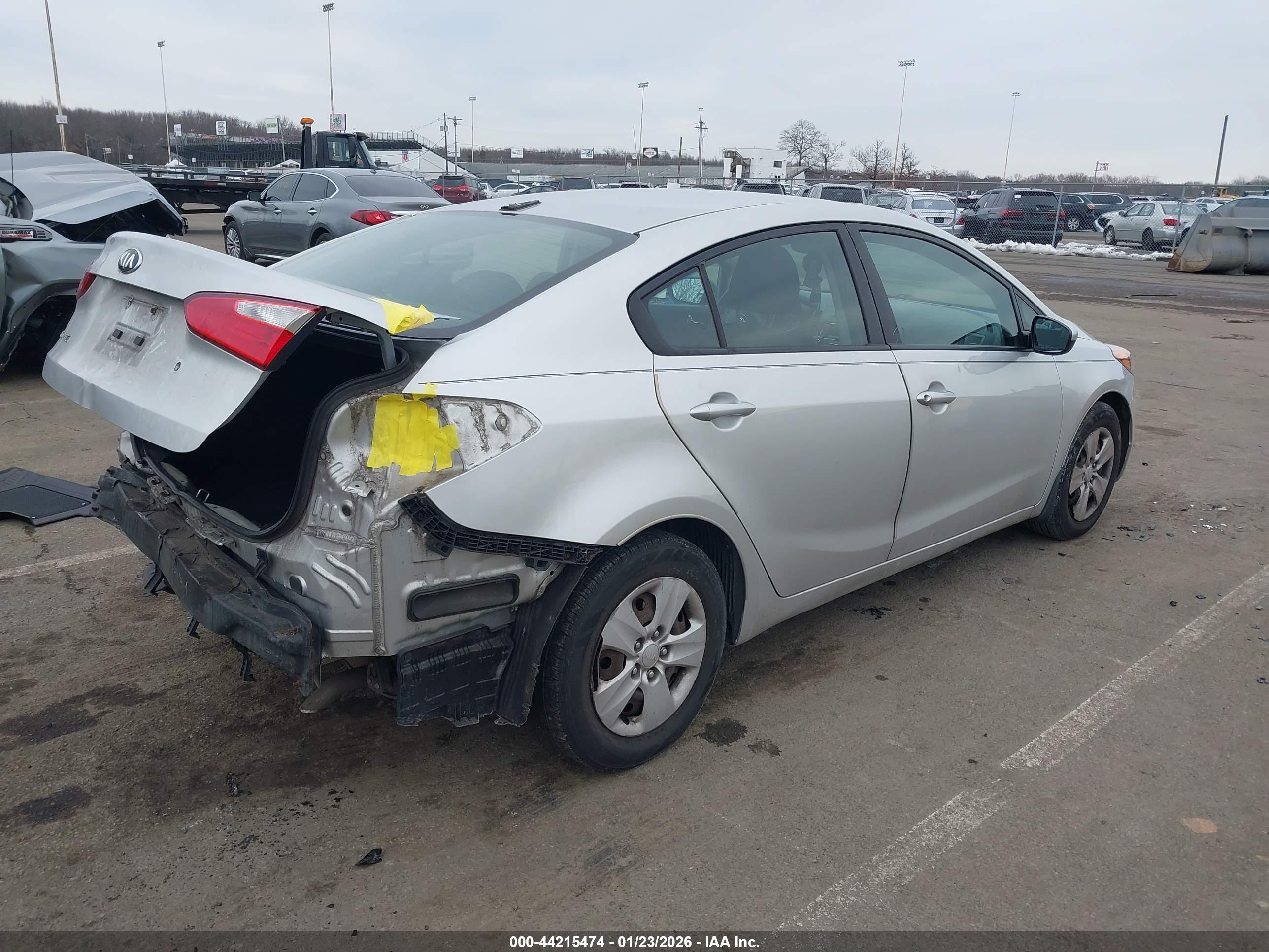 KIA FORTE image 4