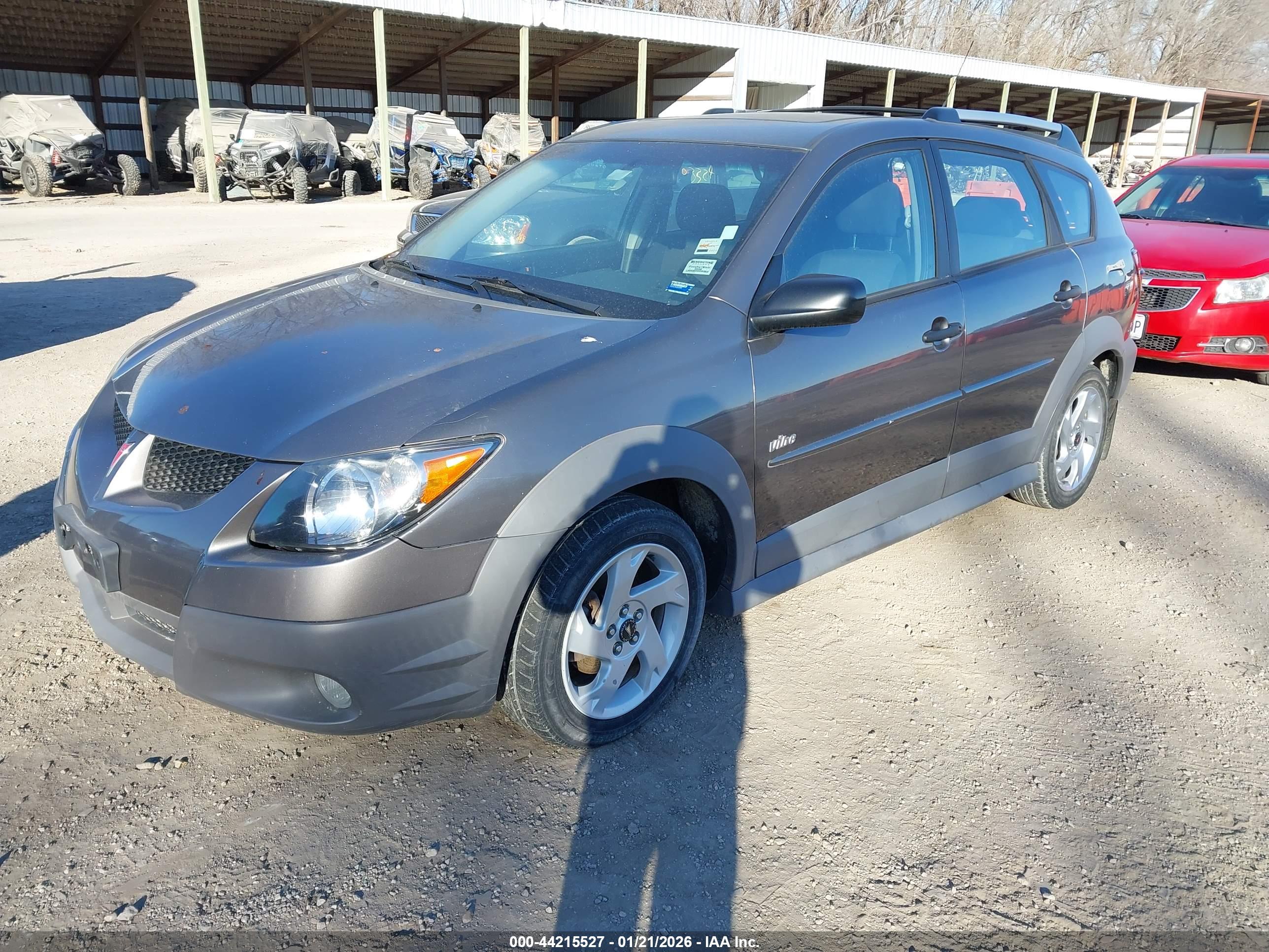 PONTIAC VIBE image 2