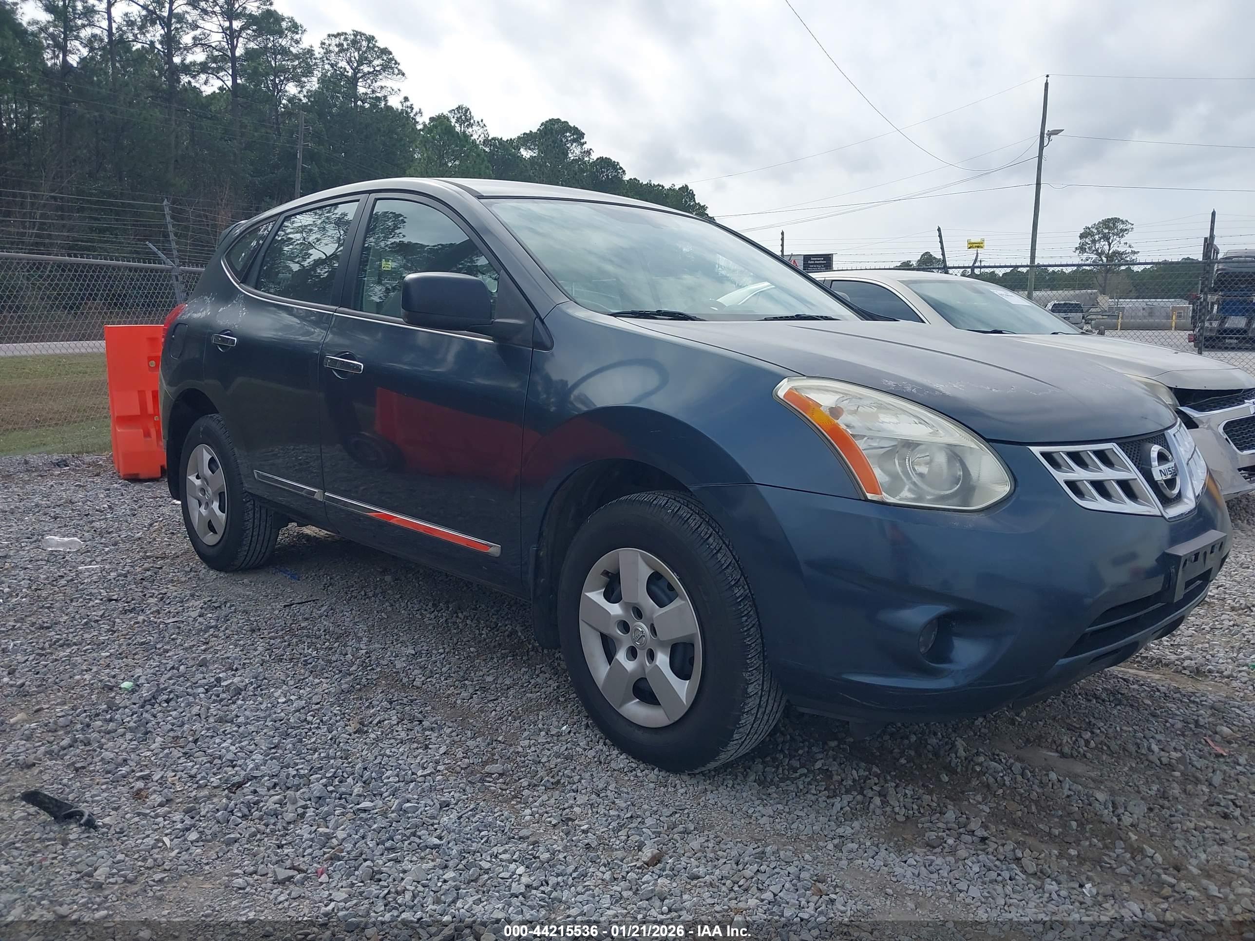NISSAN ROGUE image 6